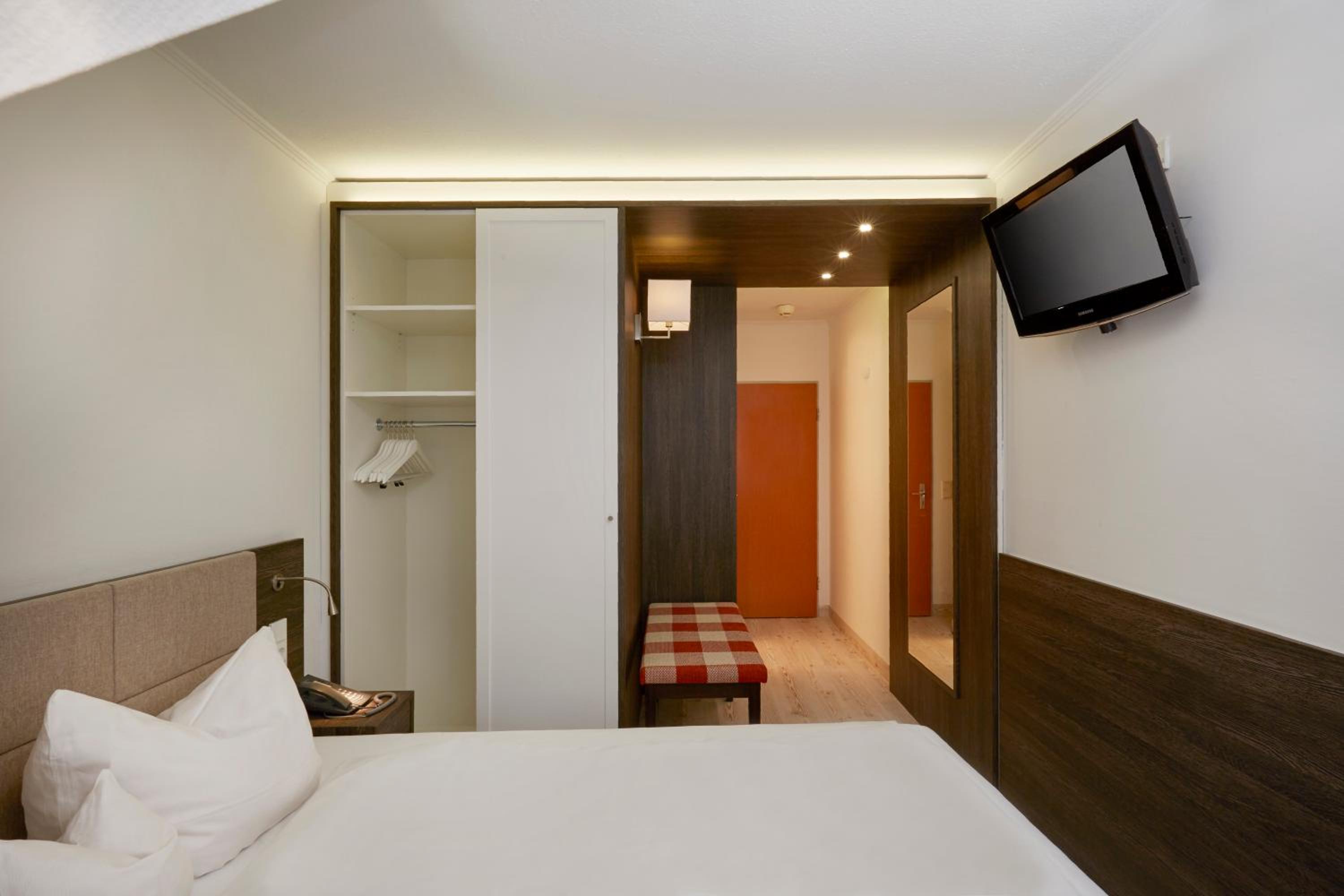 Comfort Single Room