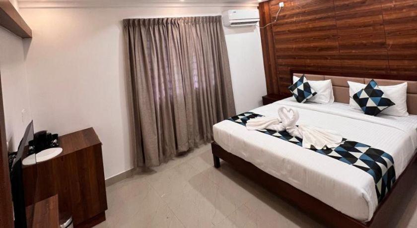 Double Room With Balcony photo 2