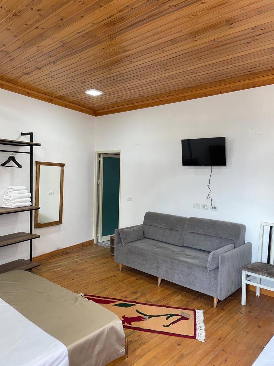 Double Room With Balcony photo 2