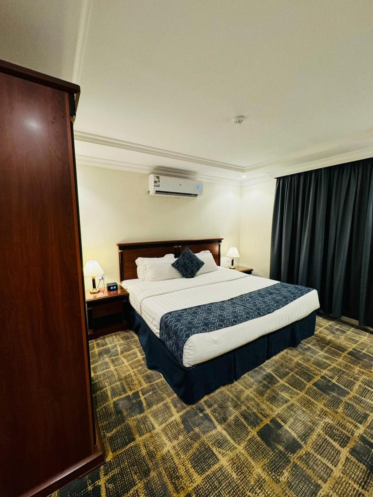 Executive Twin Room photo 2