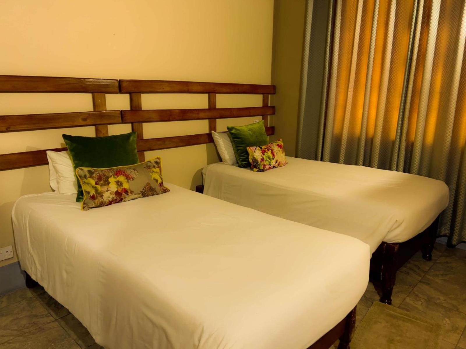 Standard Twin Room photo 1