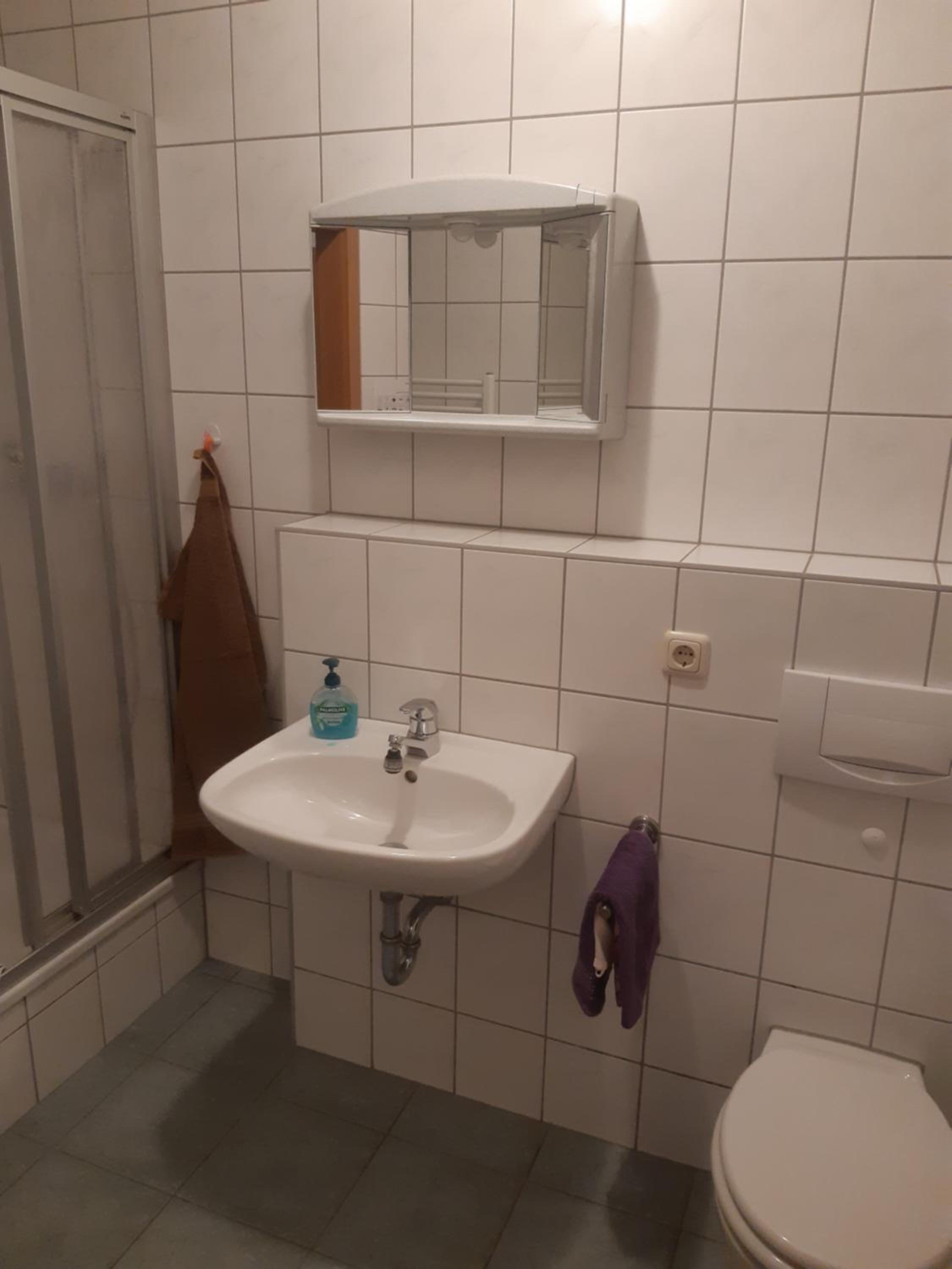 One-Bedroom Apartment photo 2