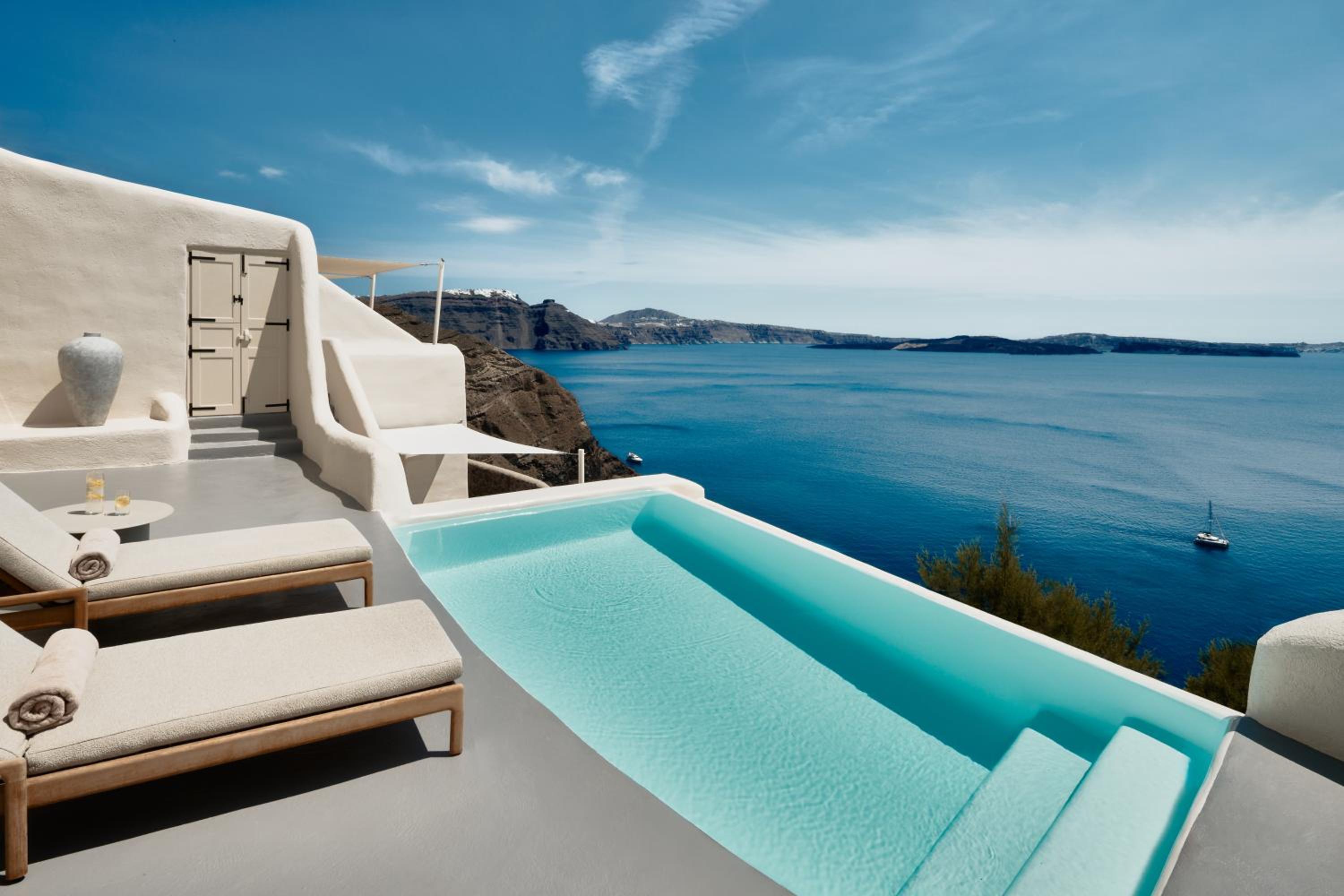 Air of Secrecy Villa, 1 Bedroom Villa, 1 King, Caldera view with Whirlpool and Private Pool thumbnail 5