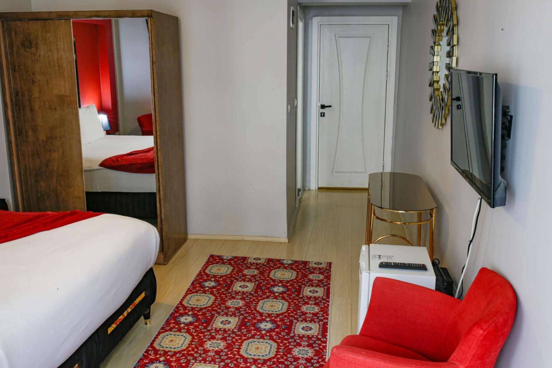 Standard Double Room - Photo 1