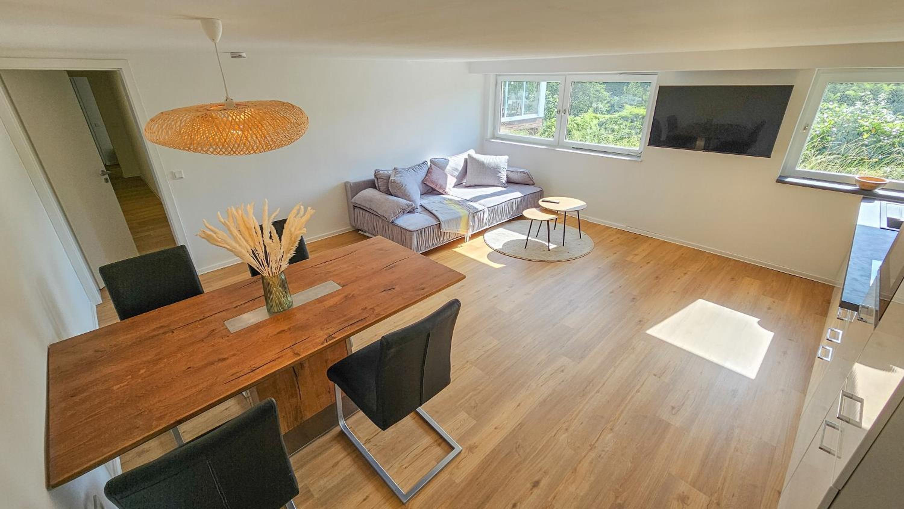 Two-Bedroom Deluxe Apartment with Garden View photo 3