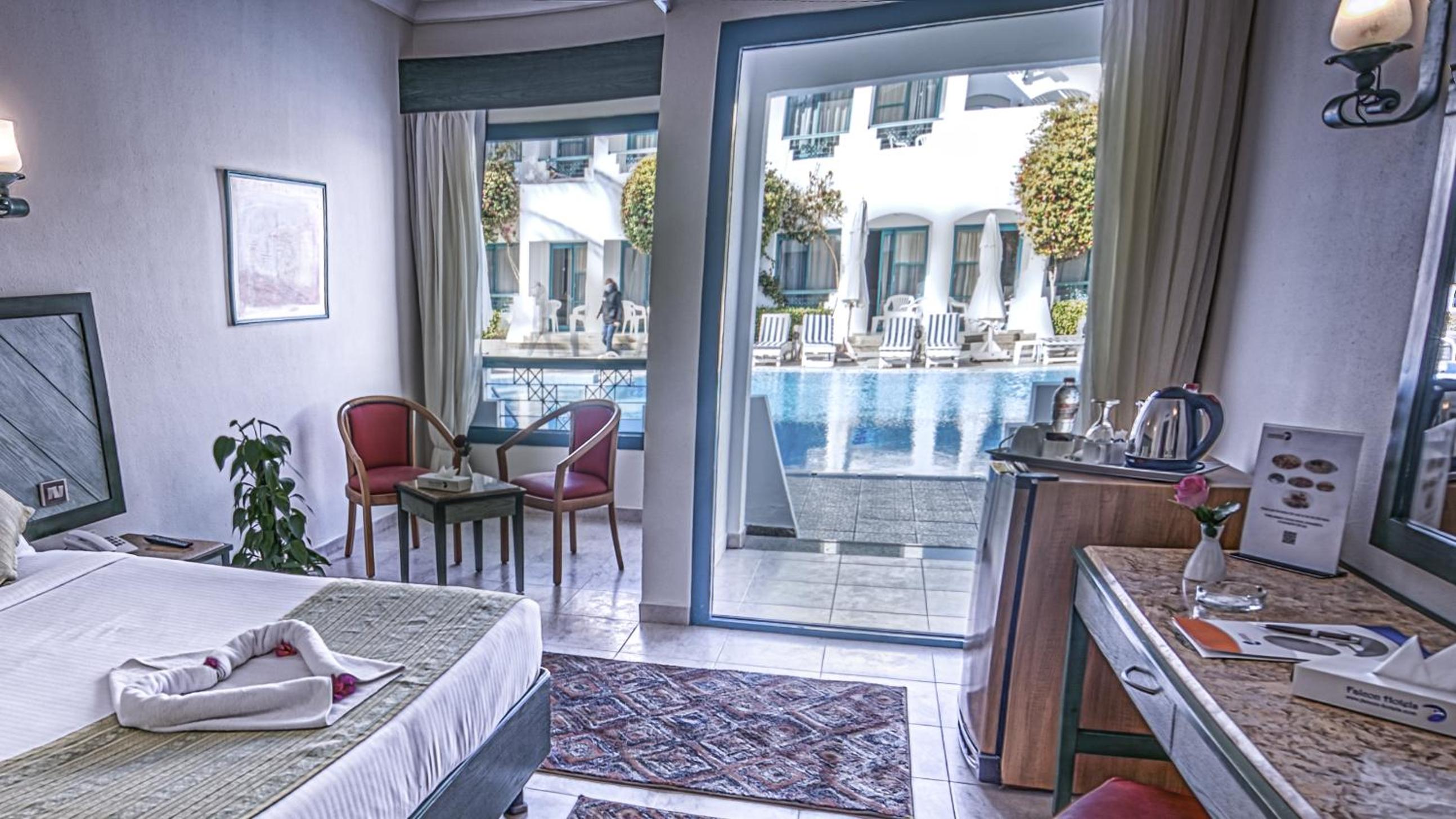 Triple Room With Pool View