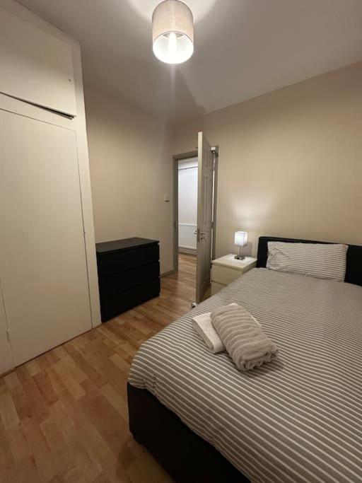 Three-Bedroom Apartment photo 1