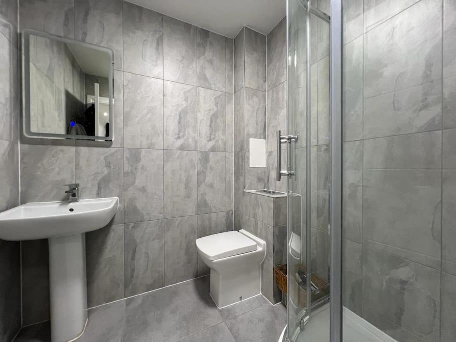 Two-Bedroom House photo 2