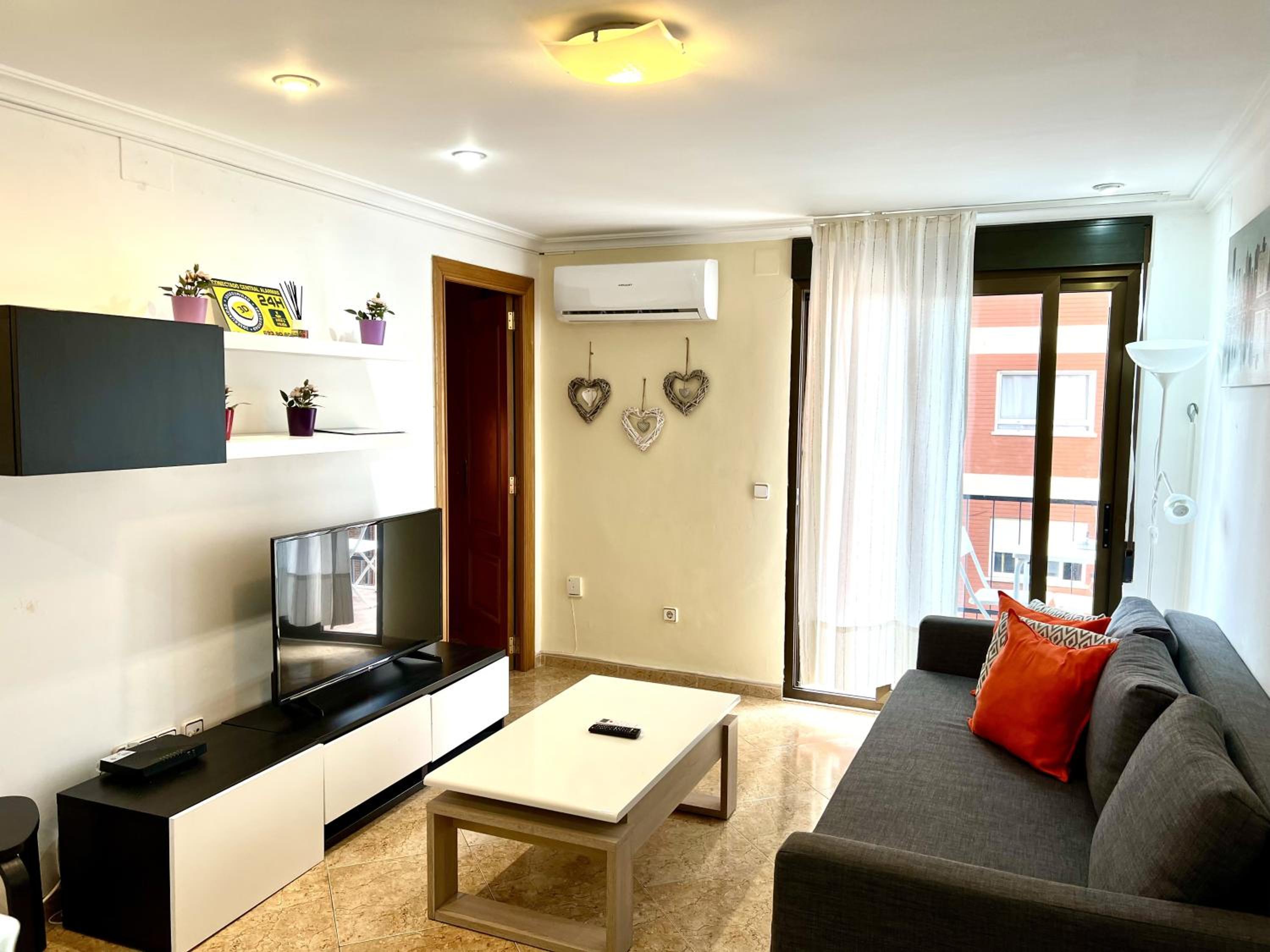 Apartamento con Balcón