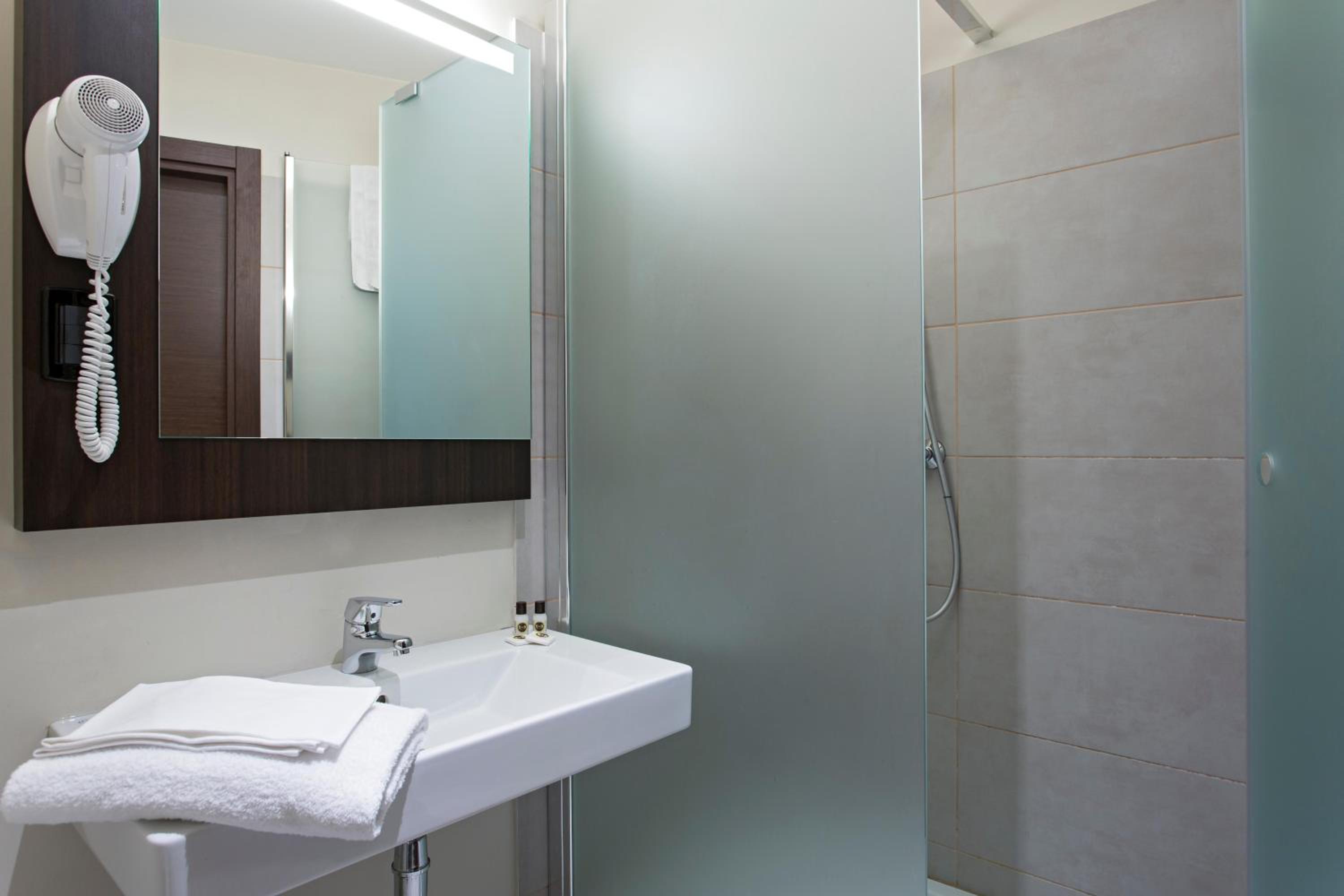 Triple Room - Photo 3