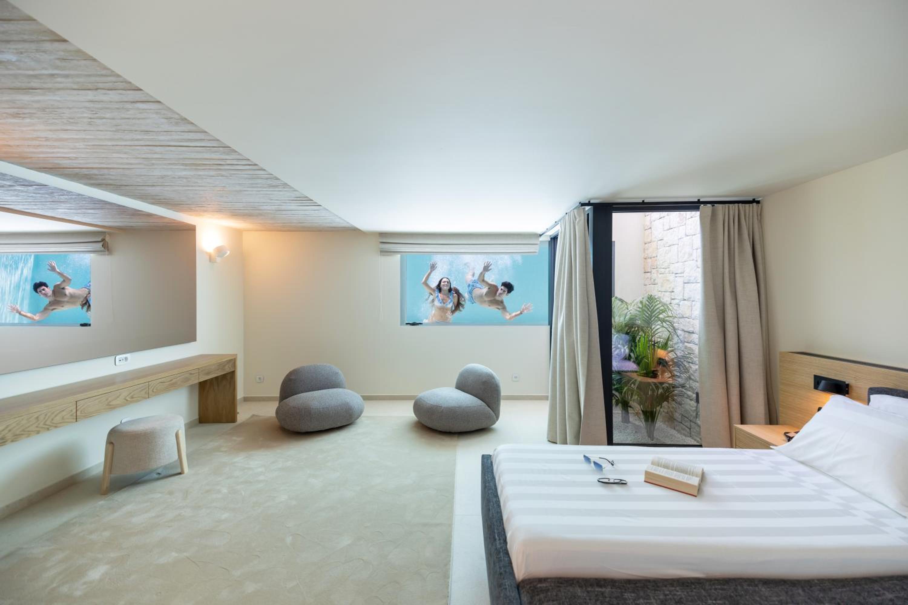 Grand Maisonette with Sea view and Private Pool  - Photo 16