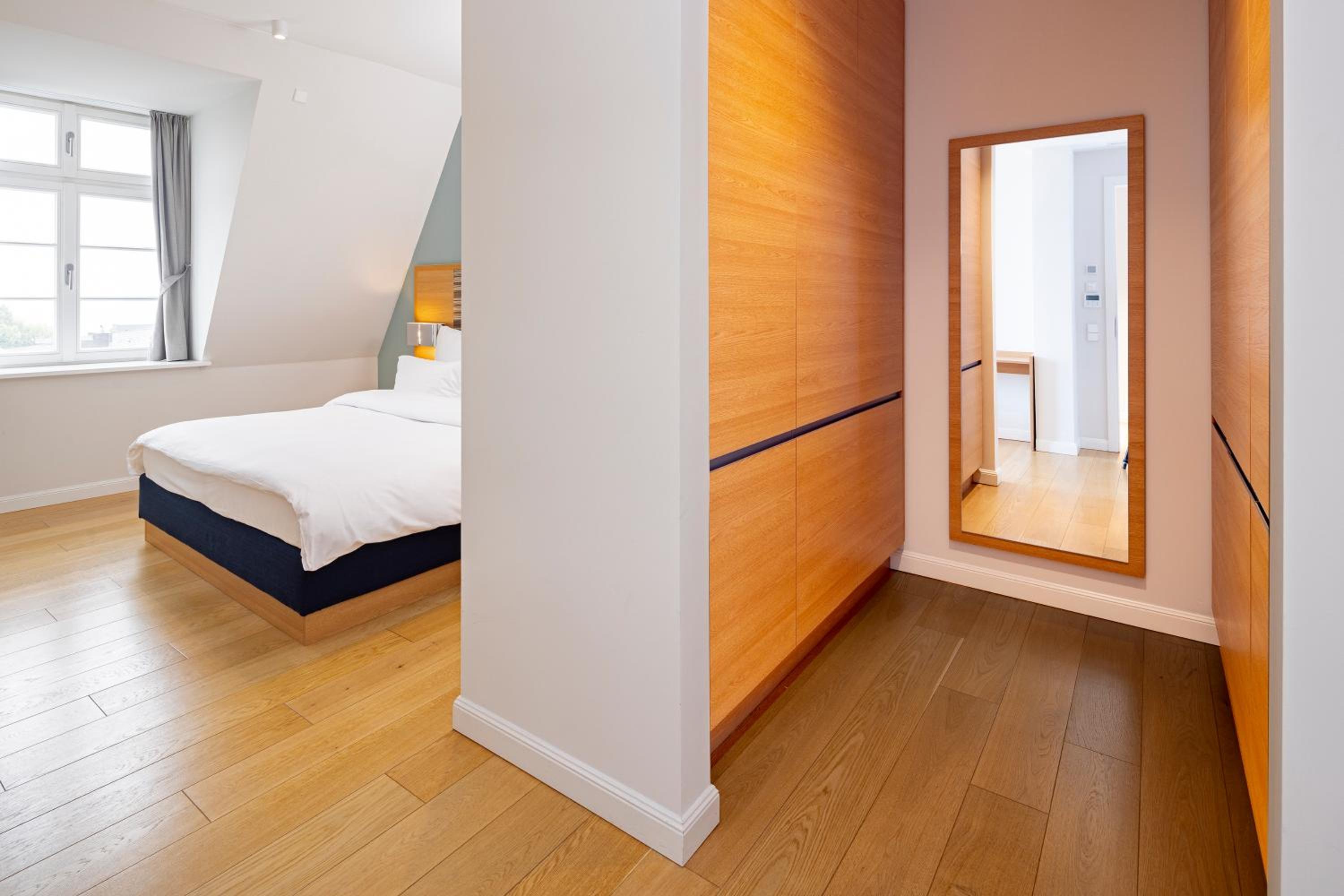Two-Bedroom Family Suite thumbnail 5