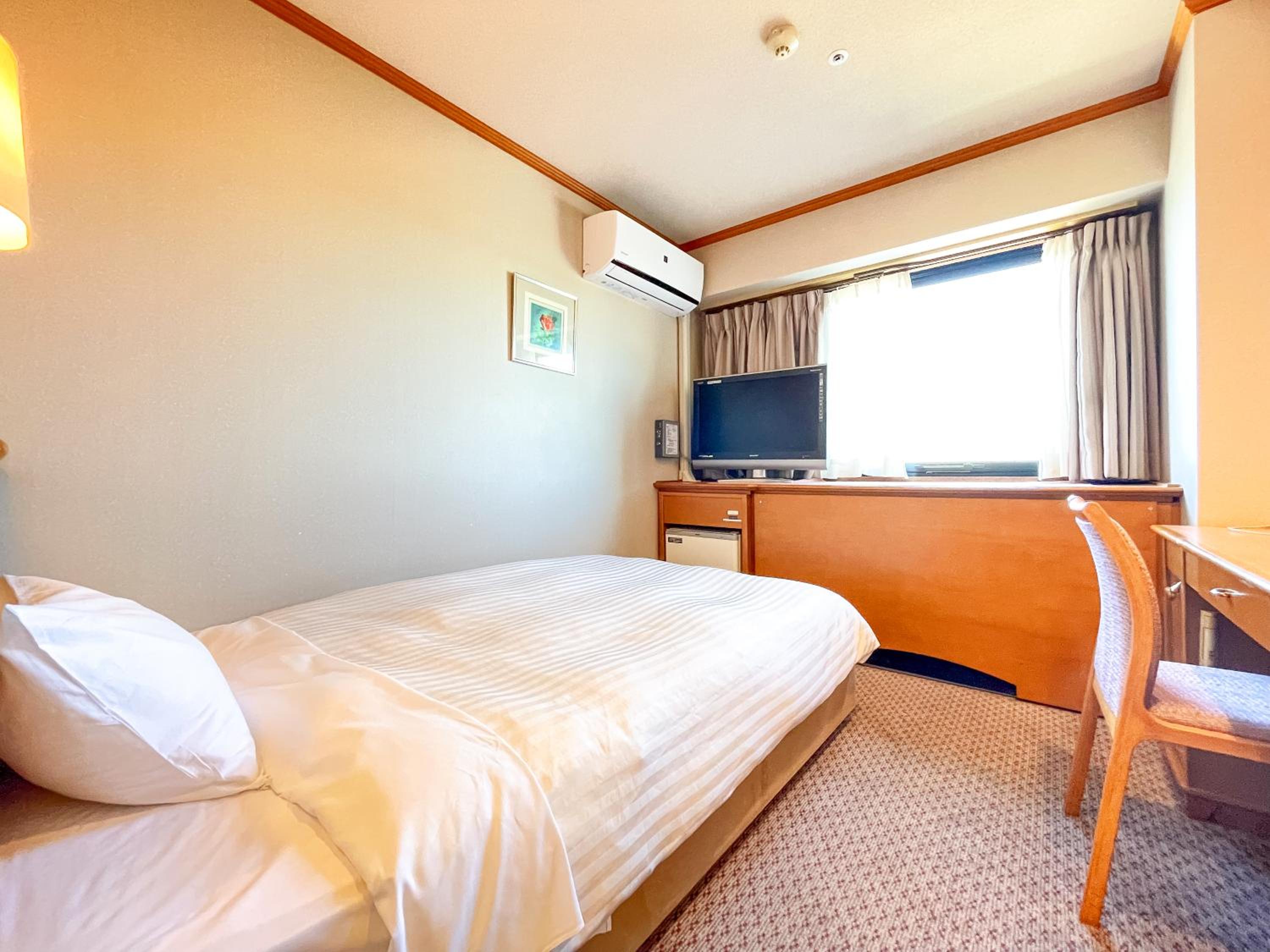 Standard Semi-Double Room - Non-Smoking - Photo 1