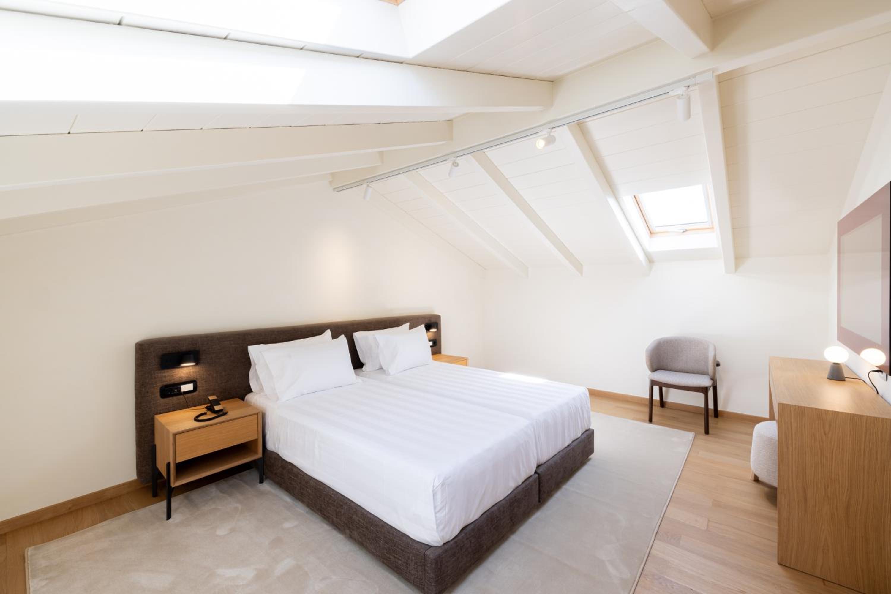Executive Maisonette with Sea view and outdoor Hydromassage Bathtub - Photo 2