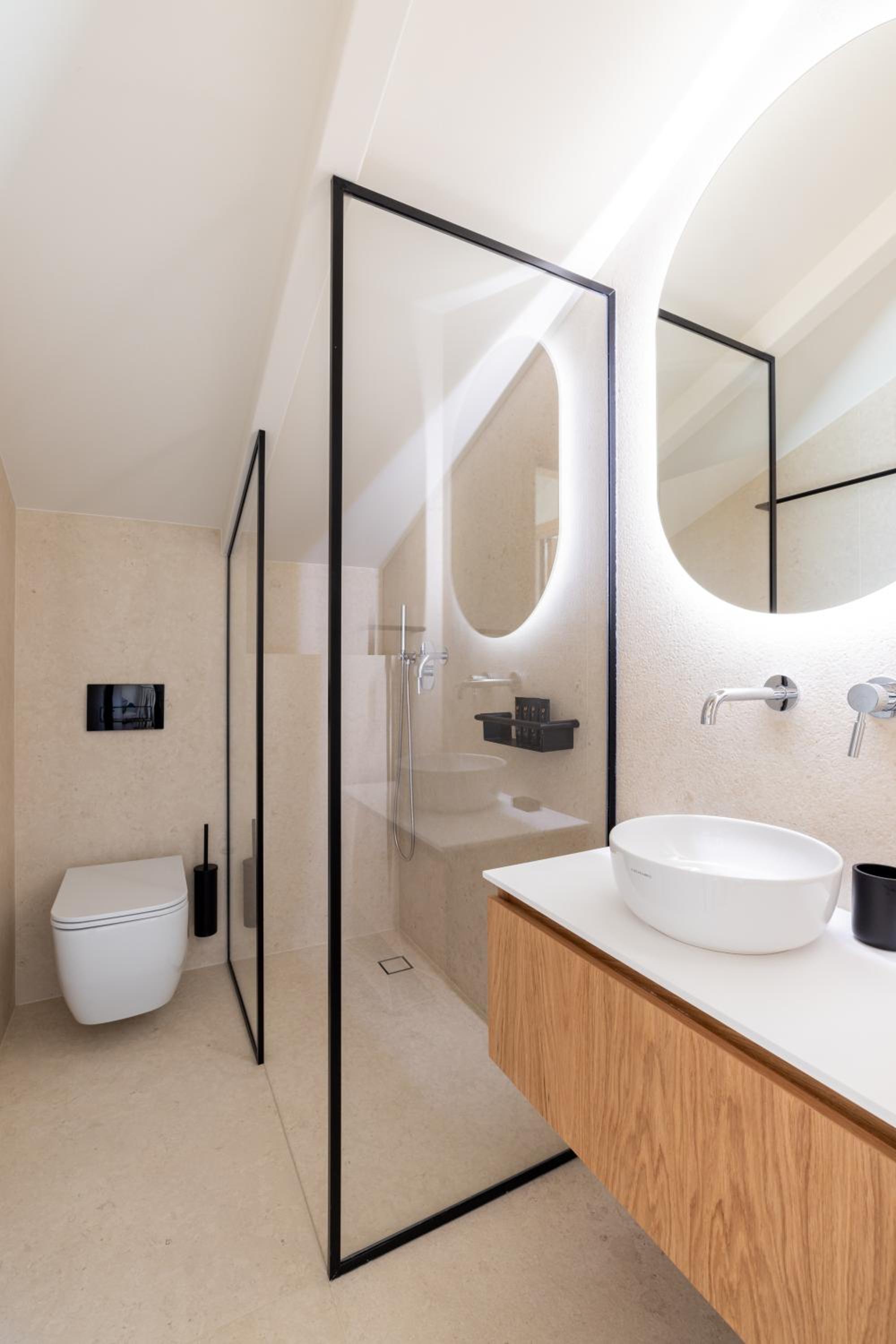 Executive Maisonette with Sea view and outdoor Hydromassage Bathtub - Photo 10