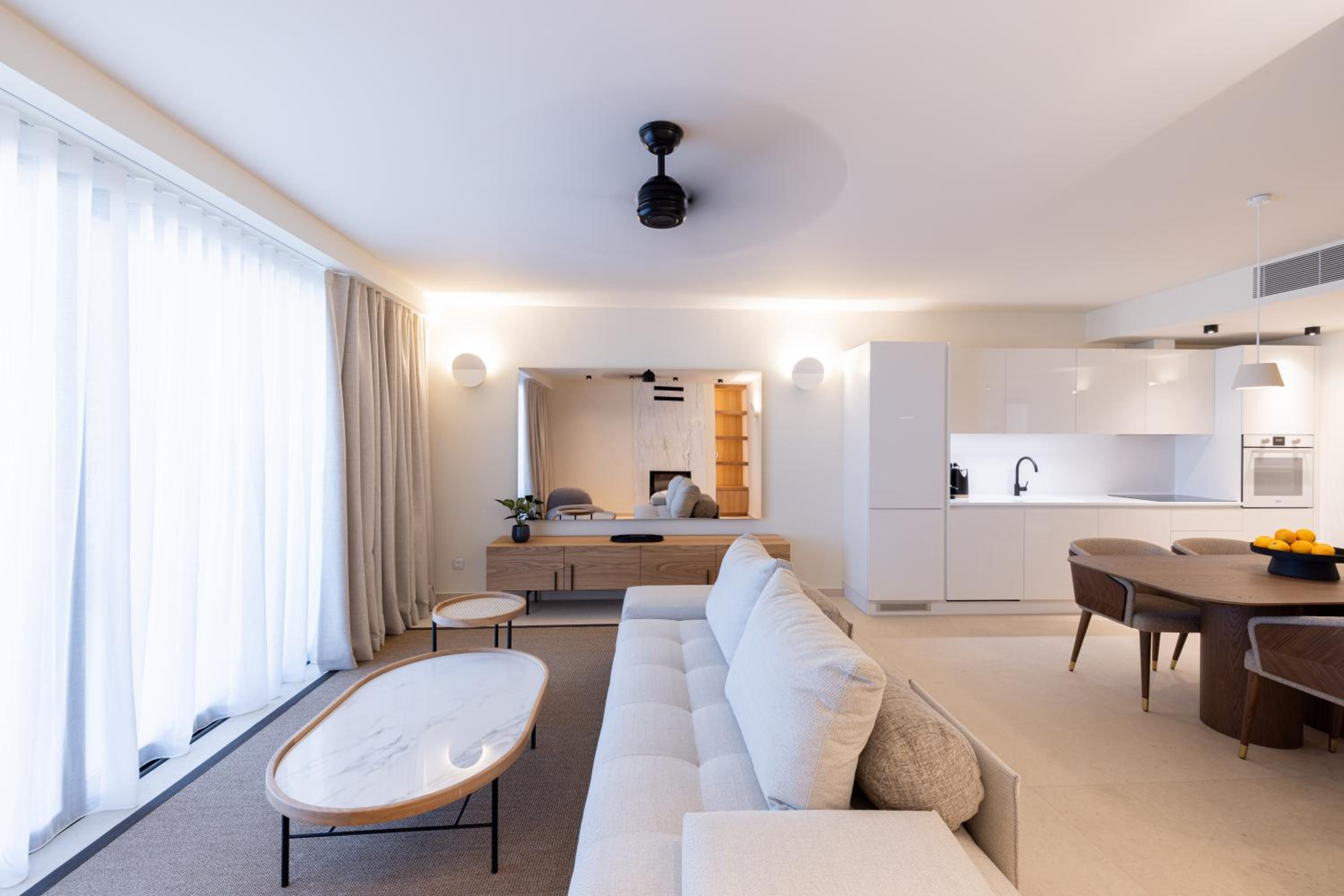 Deluxe Apartment with Sea view and outdoor Hydromassage Bathtub