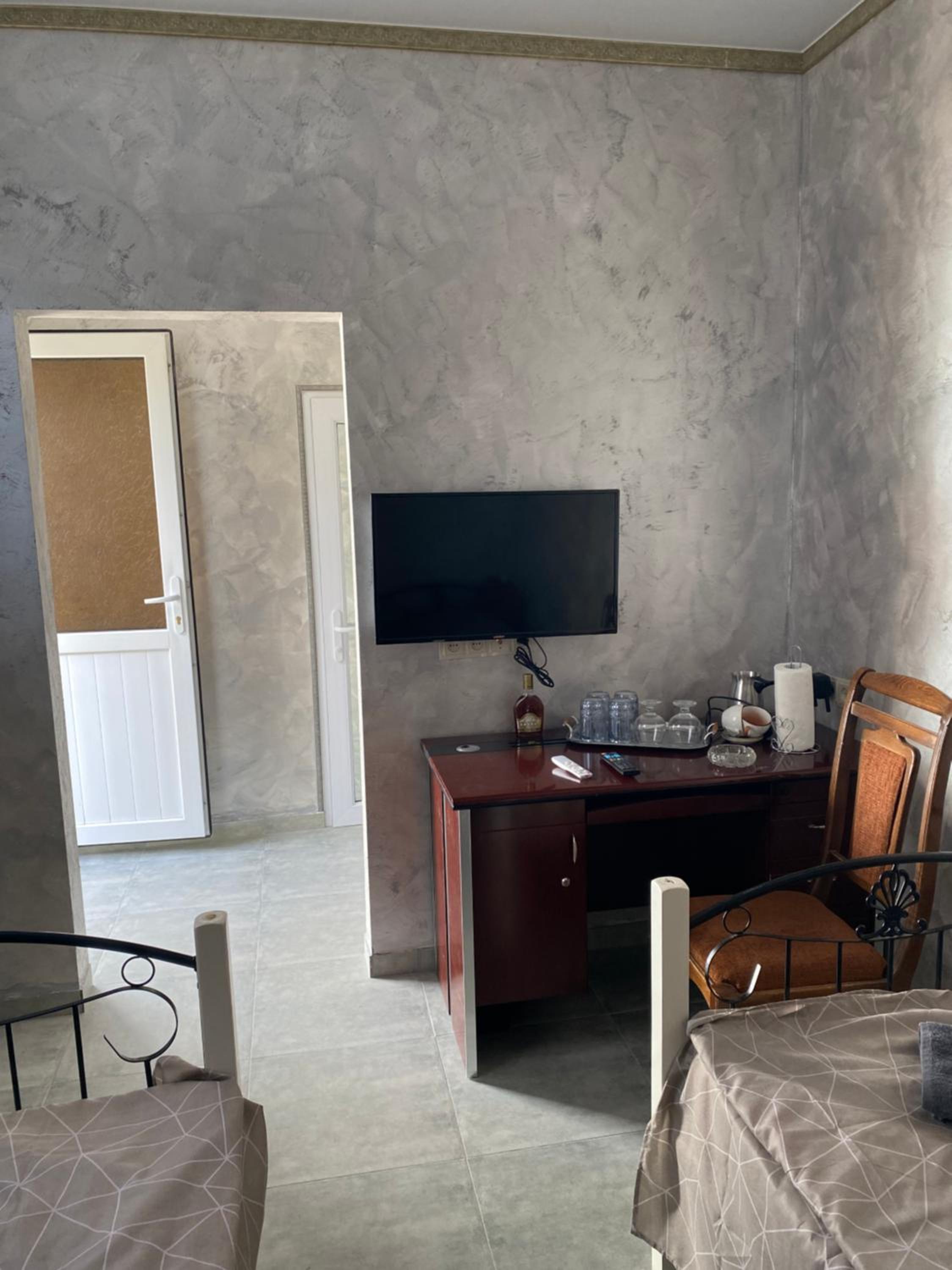 Double or Twin Room photo 3