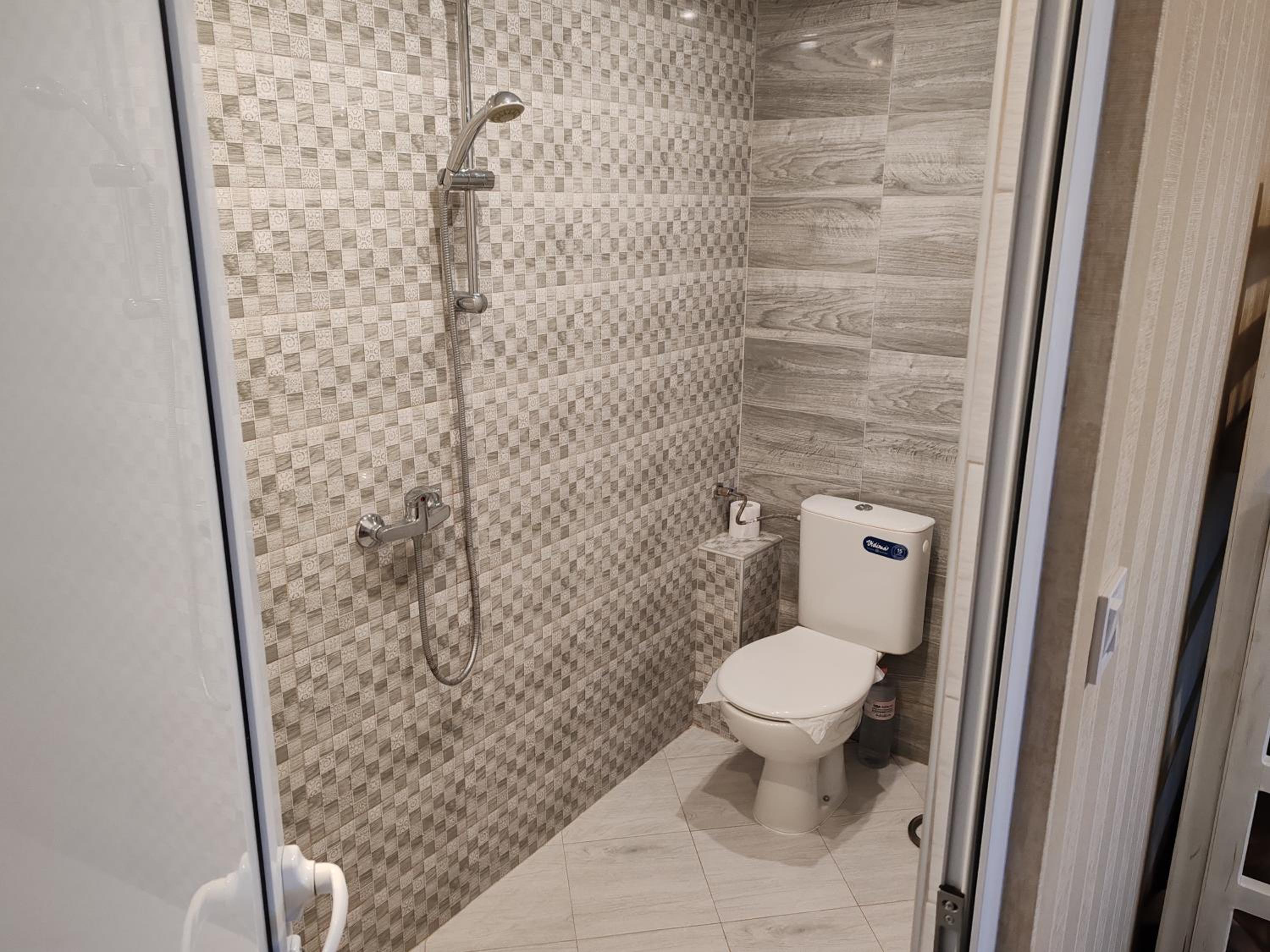 One-Bedroom Villa - Photo 25