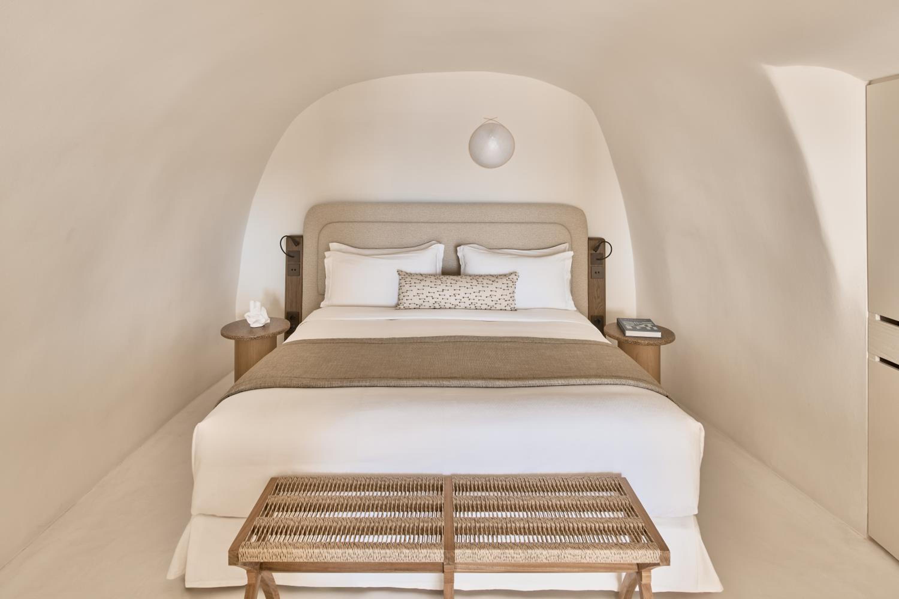 Aura Suite, 1 Bedroom Suite, 1 King, Caldera view