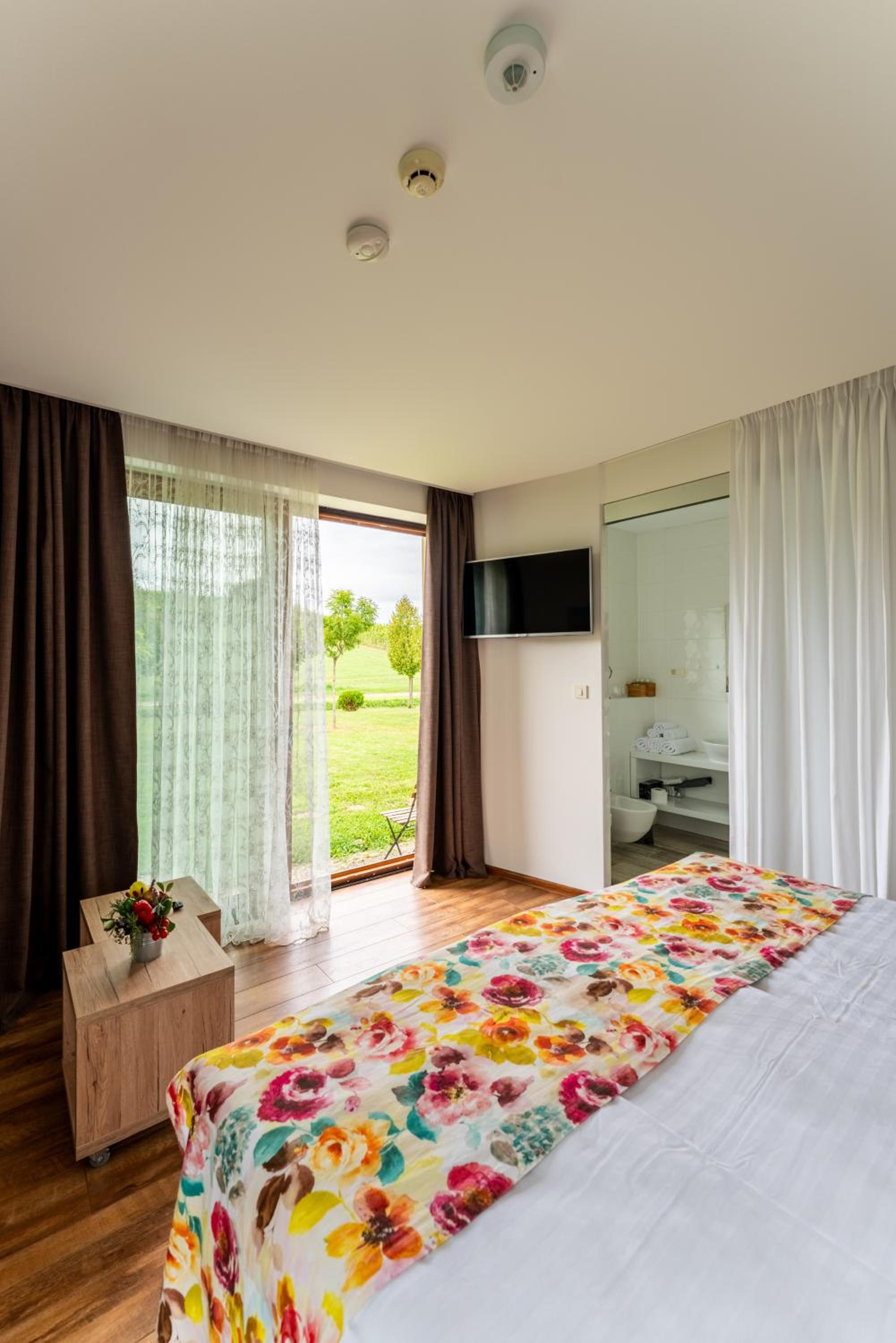 Family Suite - Photo 25