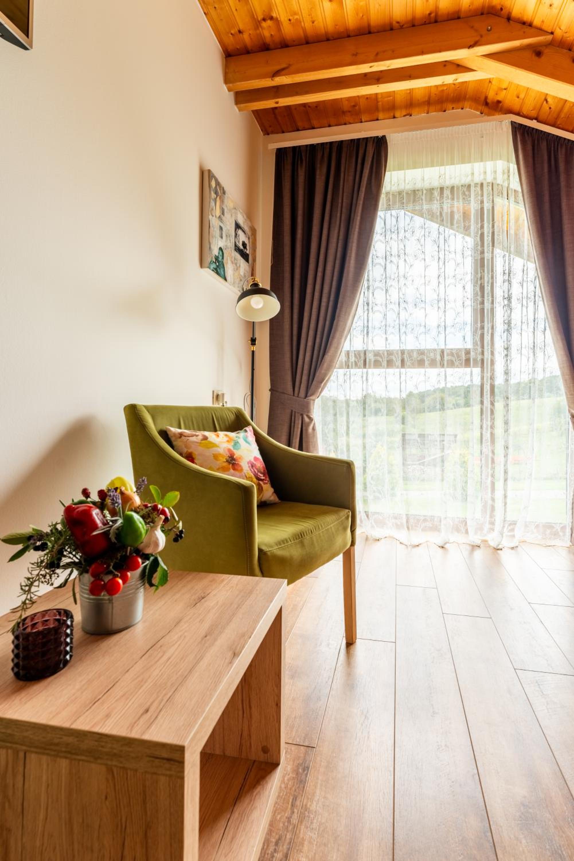 Family Suite - Photo 4