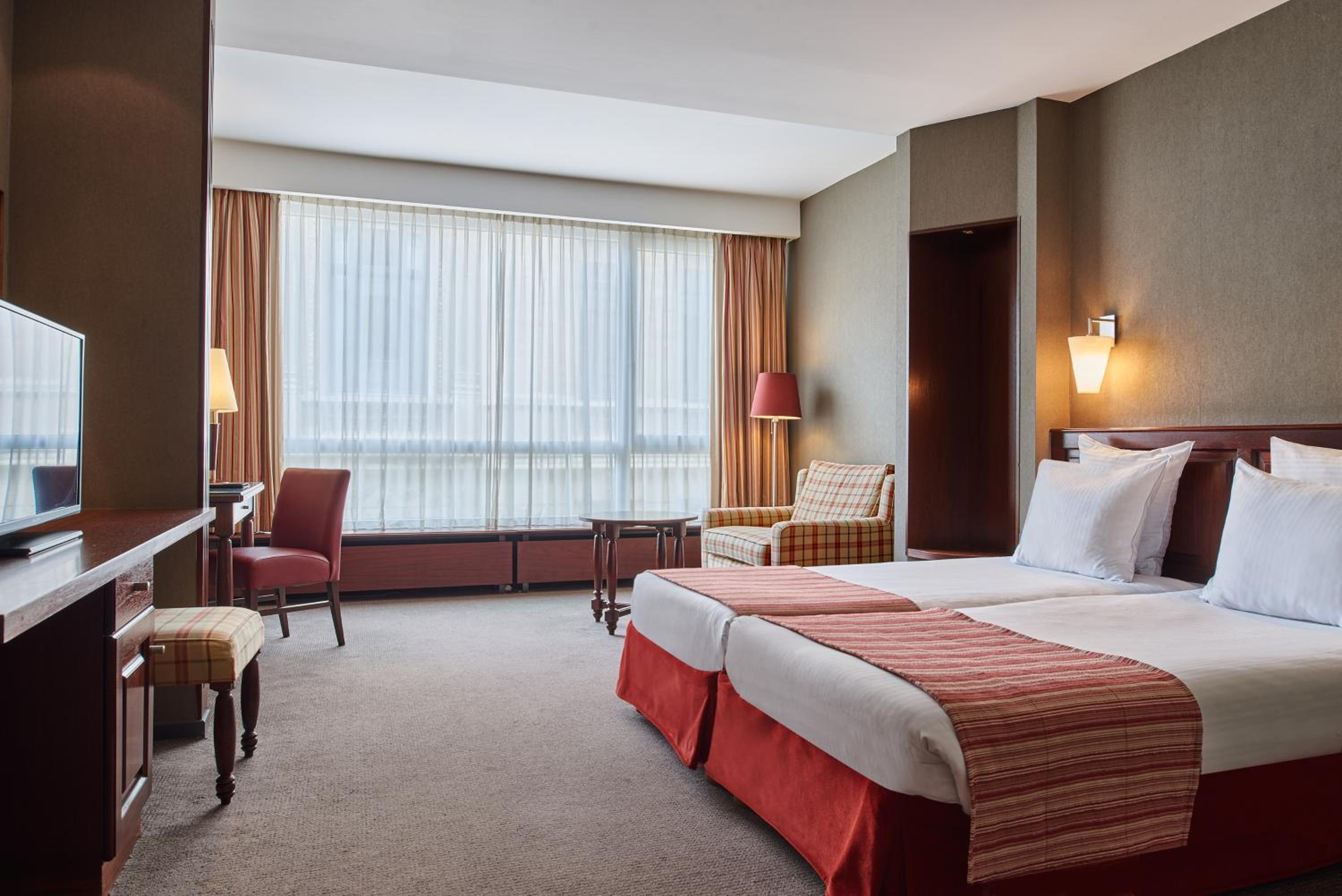 Twin Room with Balcony photo 3