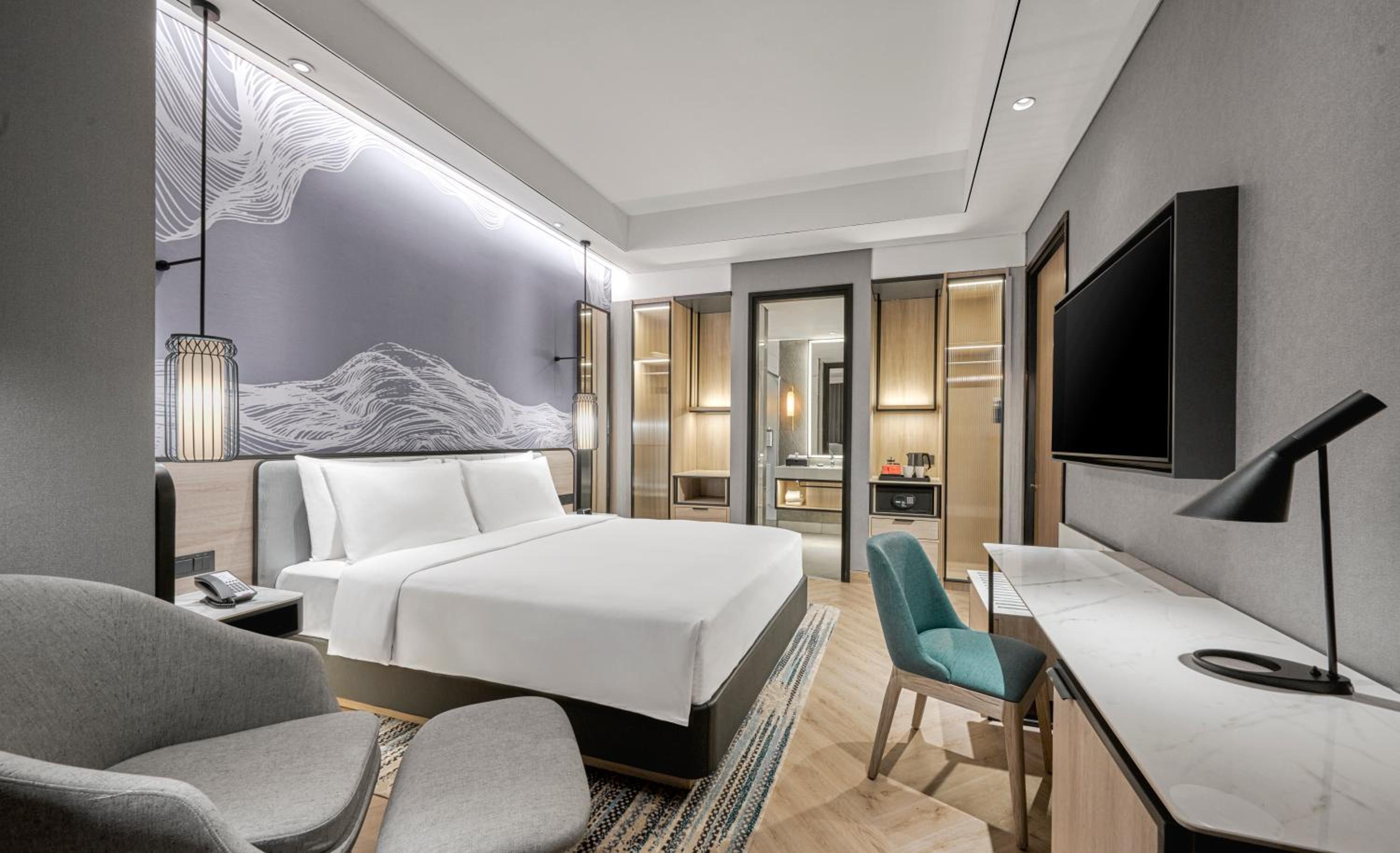 King Suite with Sofa Bed - Photo 5