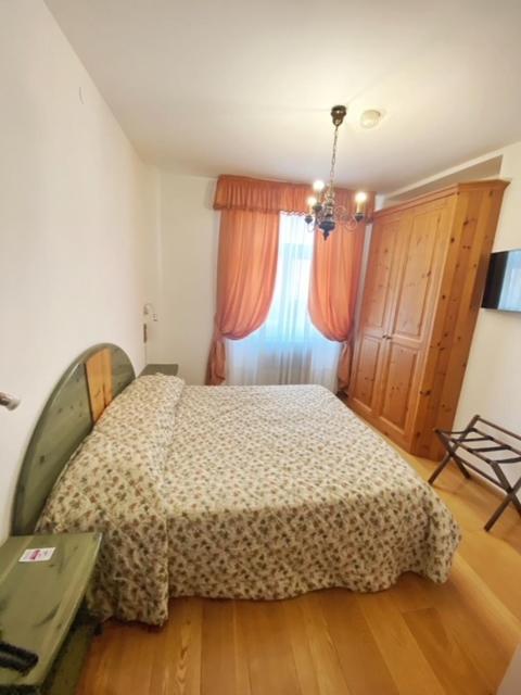 Double or Twin Room - Photo 1