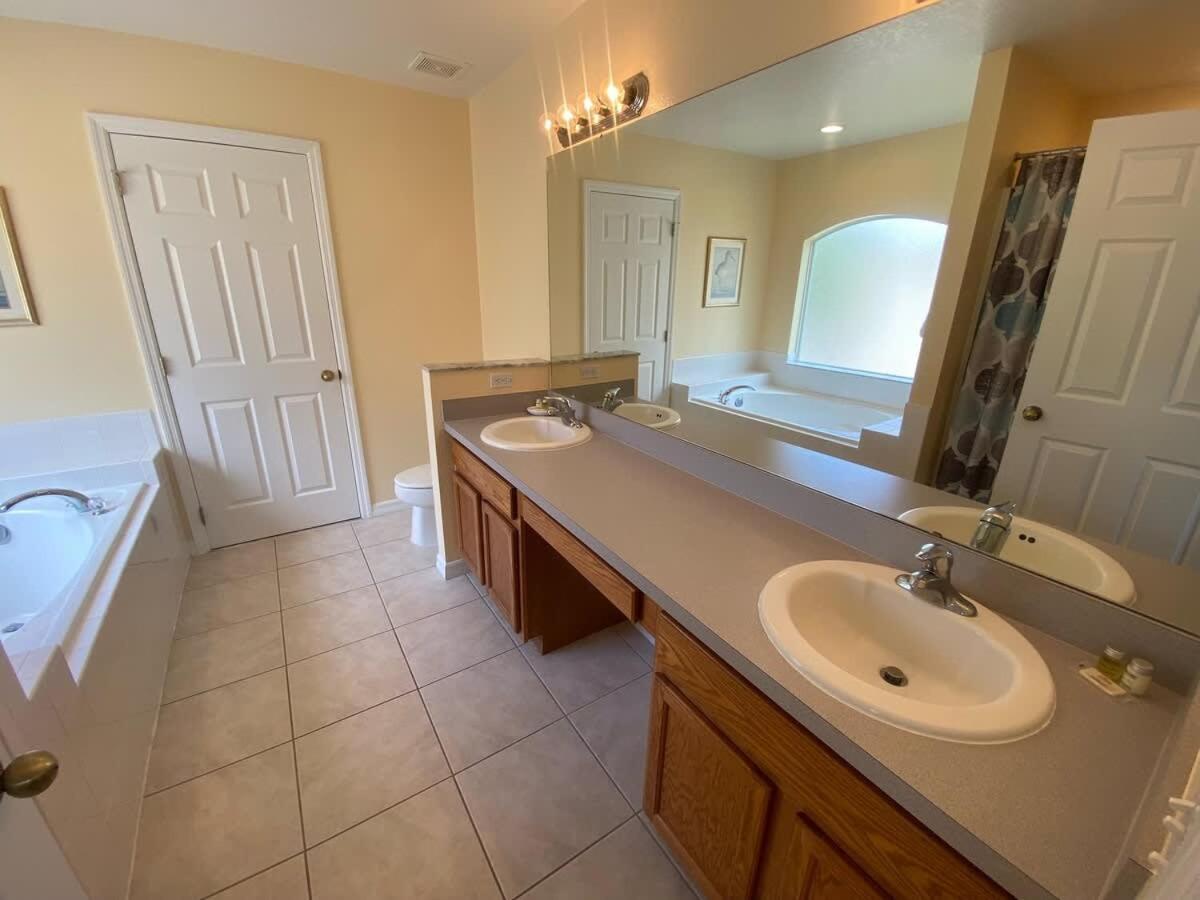 Villa photo 3
