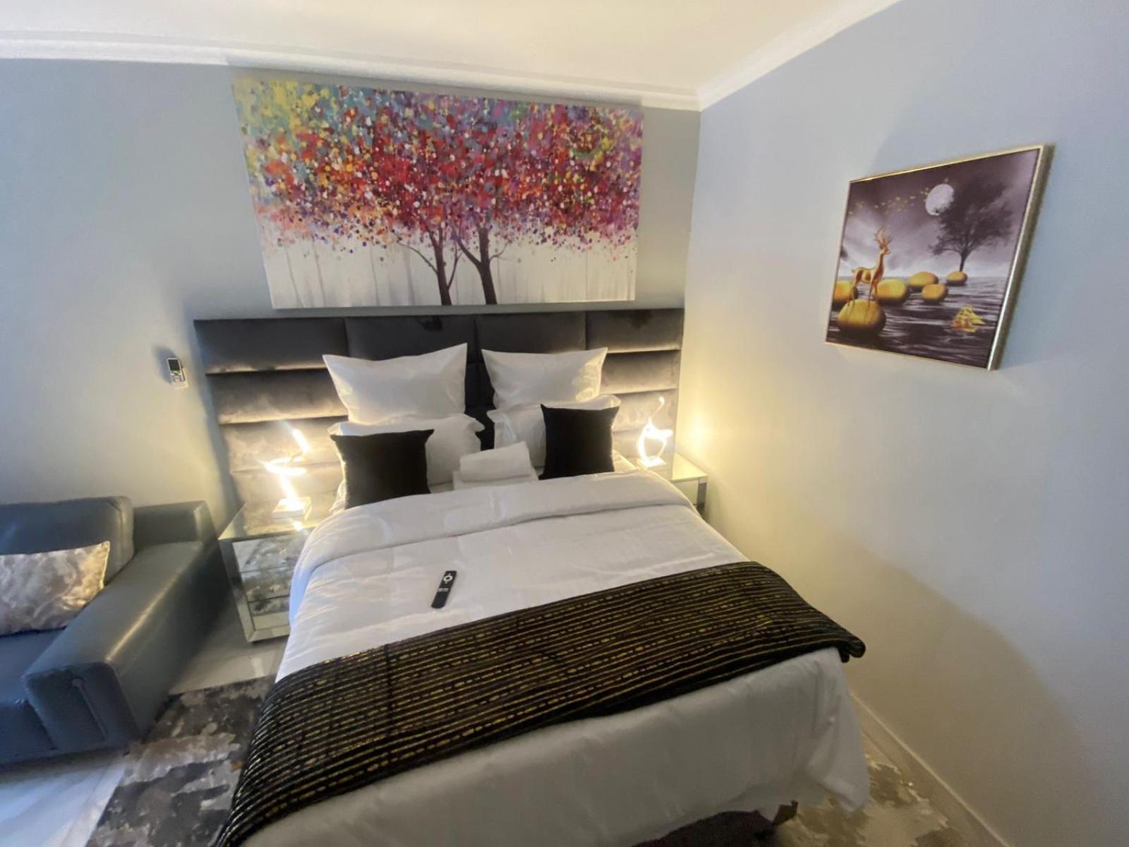 Double Room with Balcony photo 3