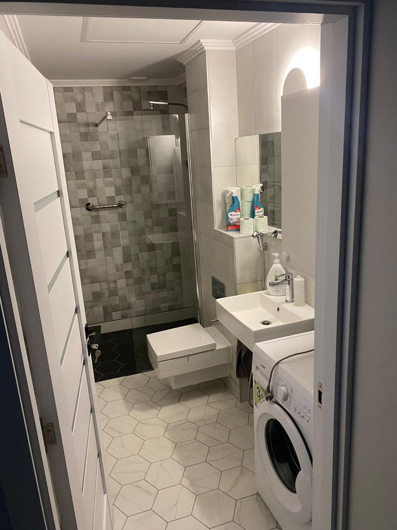 Studio Apartment with One Double Bed photo 3