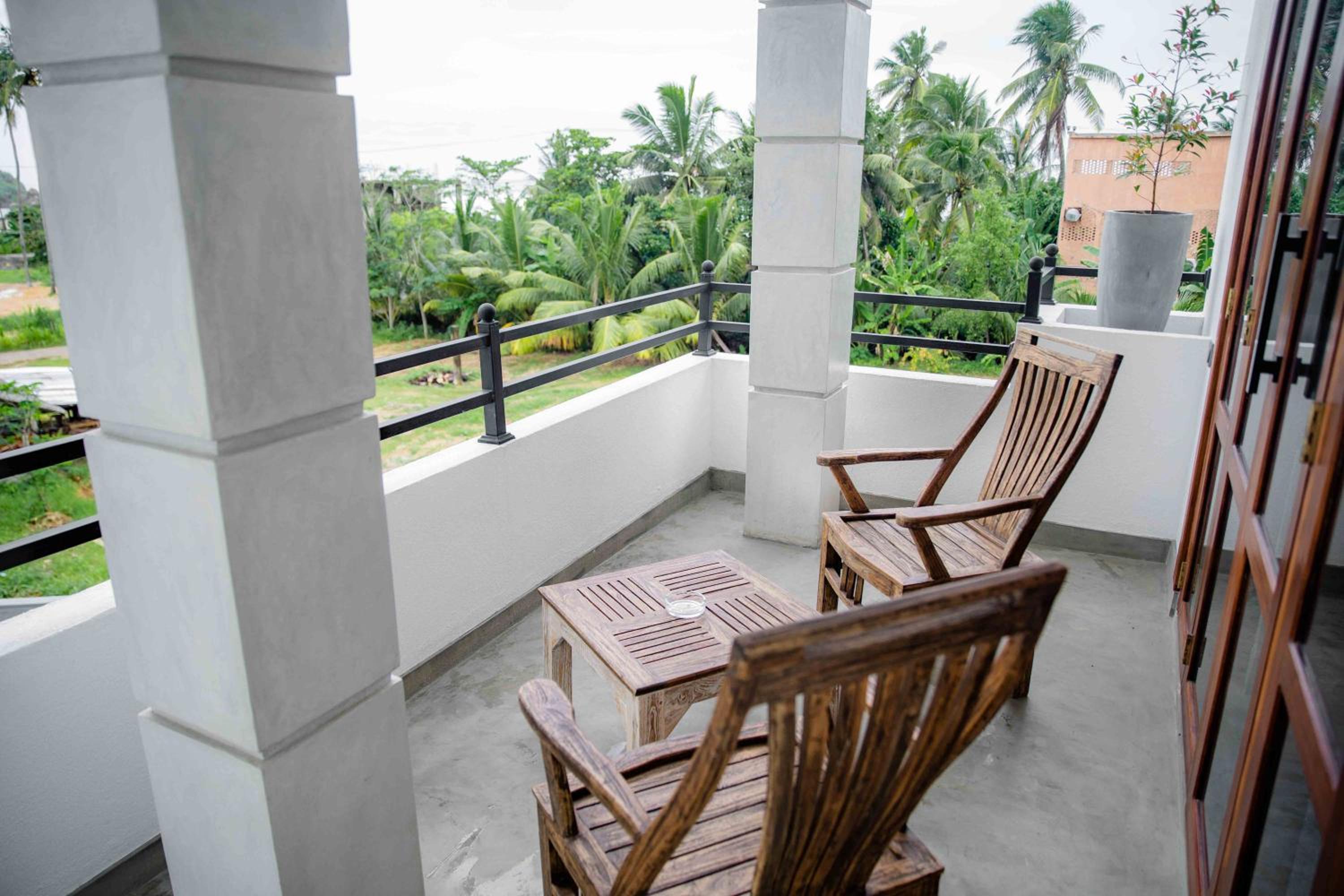 Deluxe Double Room with Balcony and Sea View photo 3