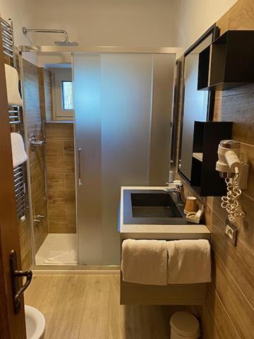 Triple Room - Photo 10