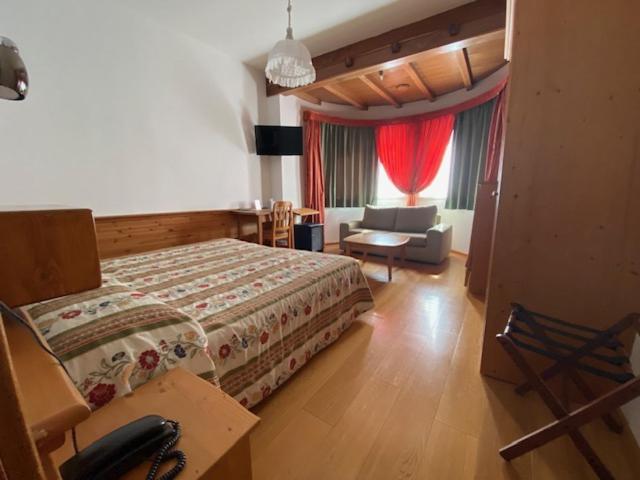 Triple Room - Photo 1