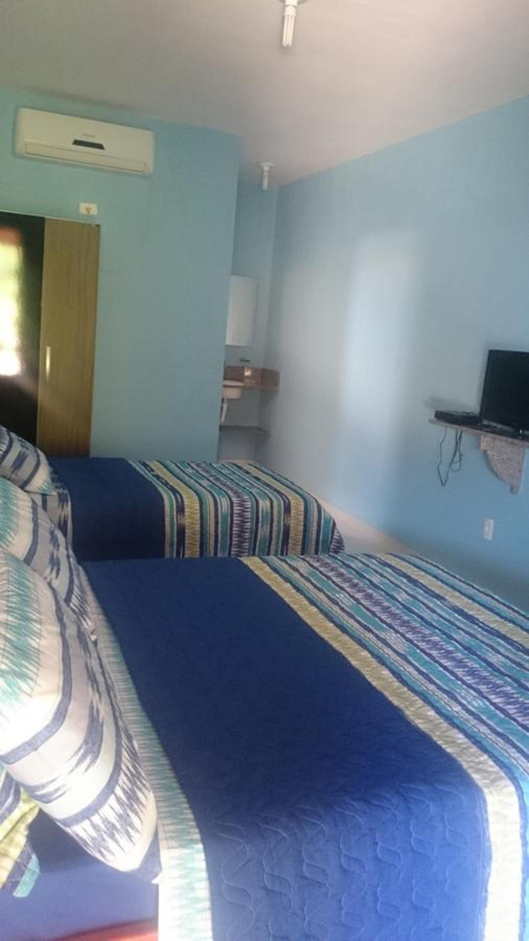 Double Room with Patio - Photo 19