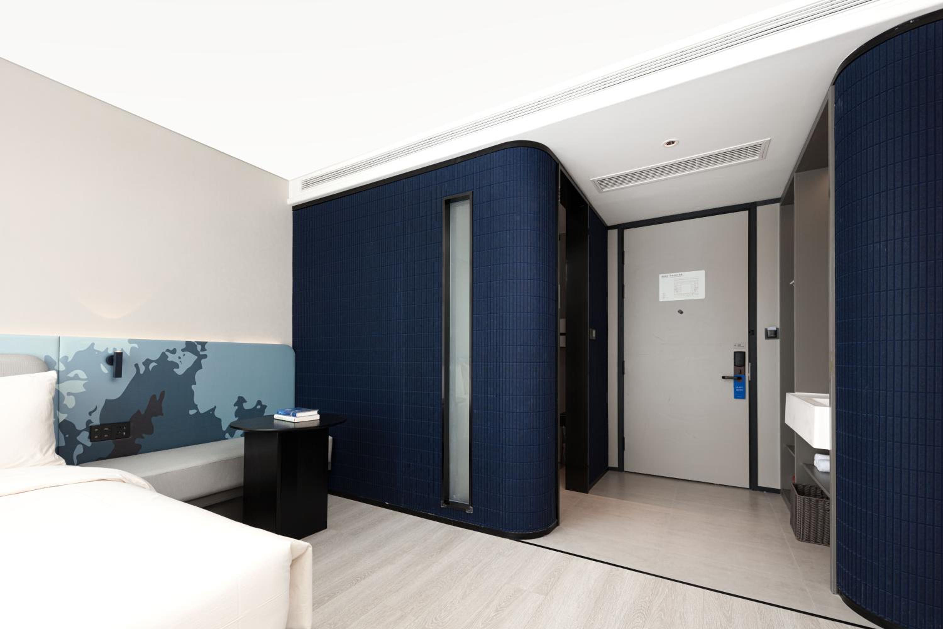 Selected Double Room with City View photo 2