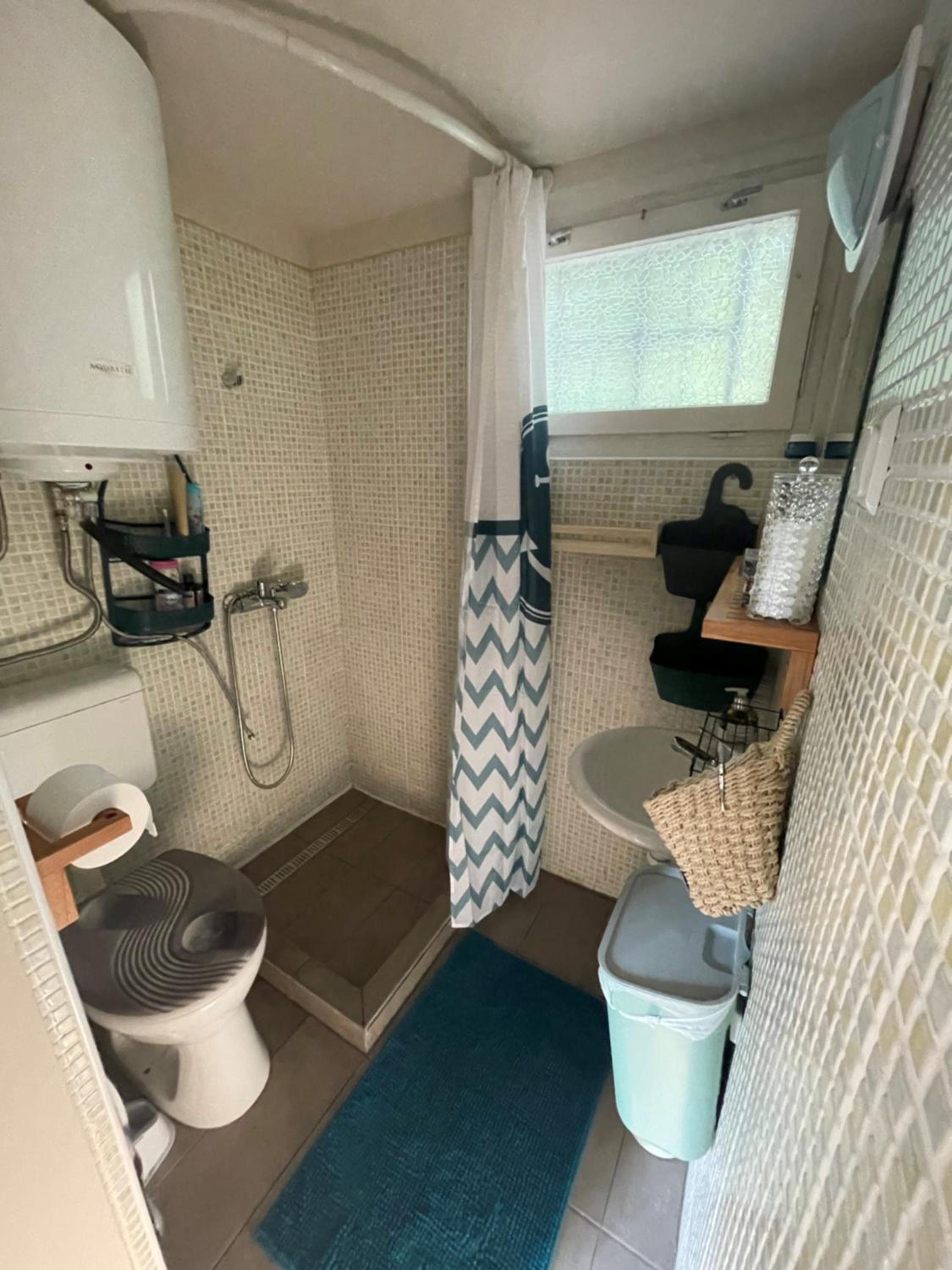Two-Bedroom House photo 3