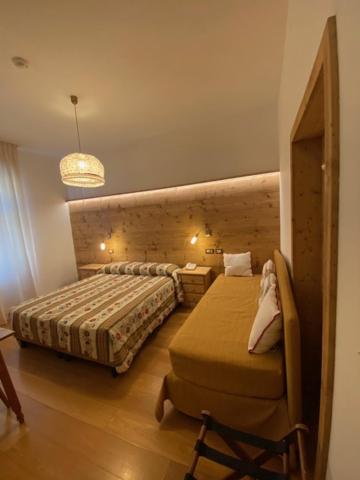 Triple Room - Photo 5