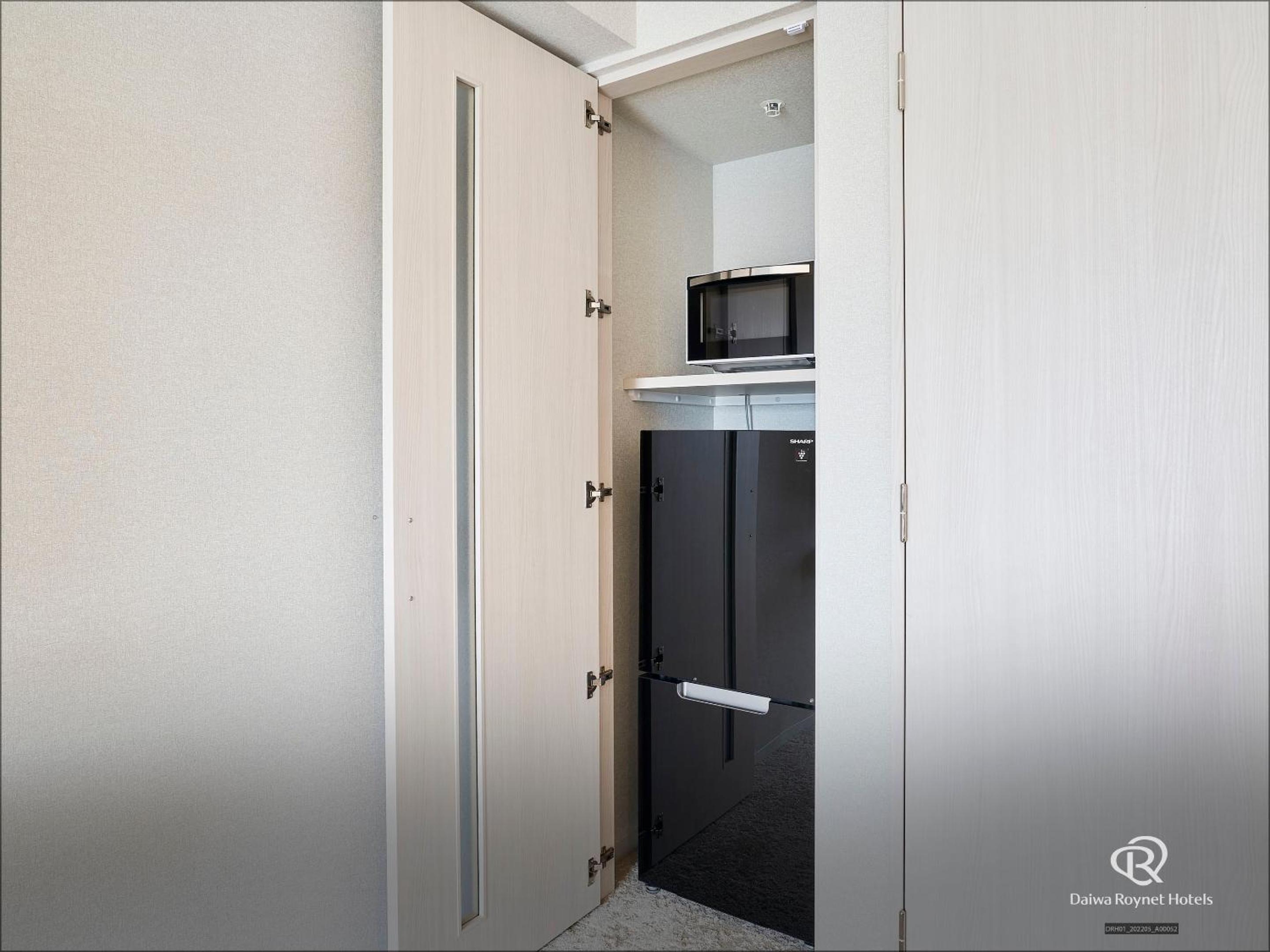 Junior Suite - Non- Smoking - Photo 7