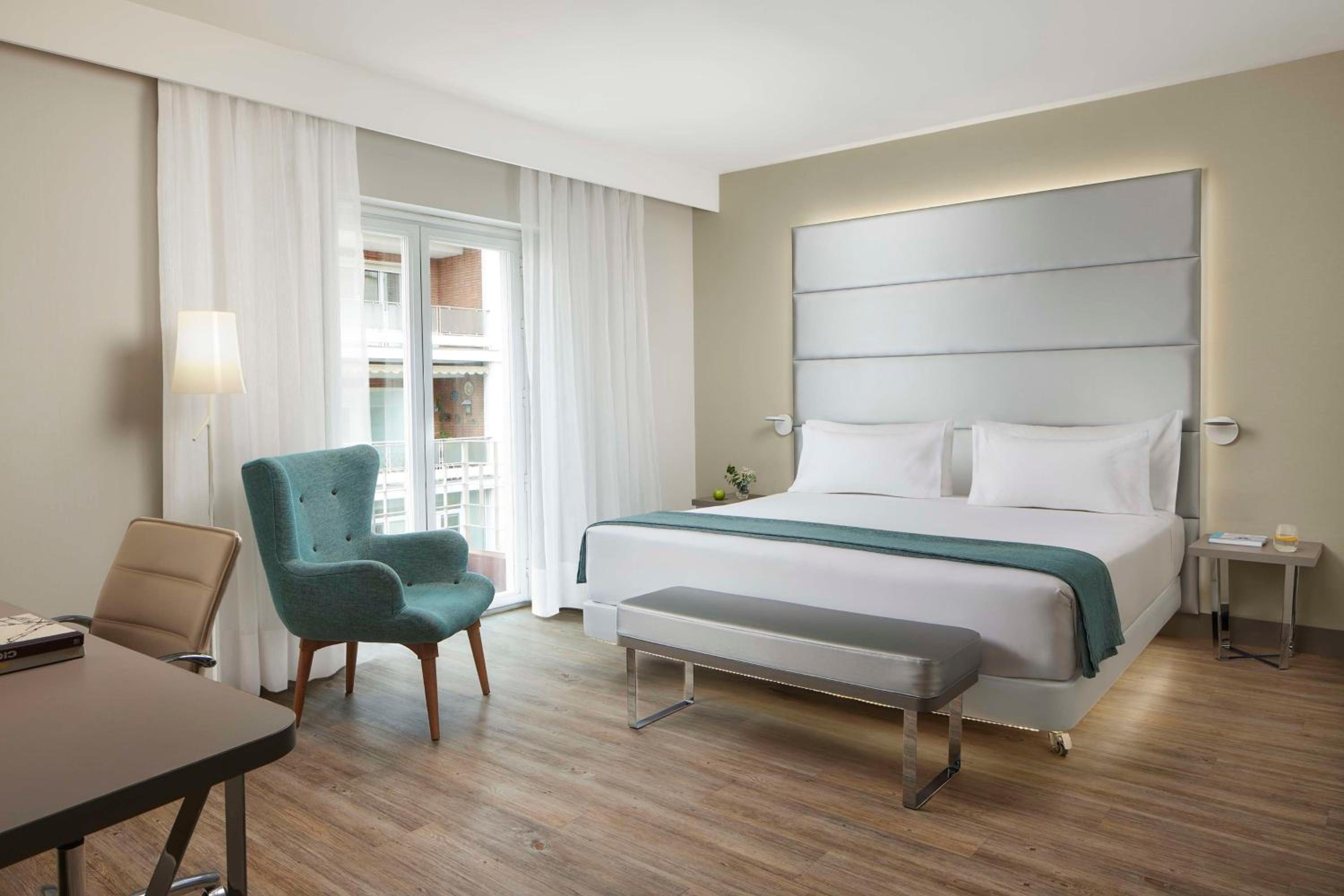 Superior Double or Twin Room - Photo 1