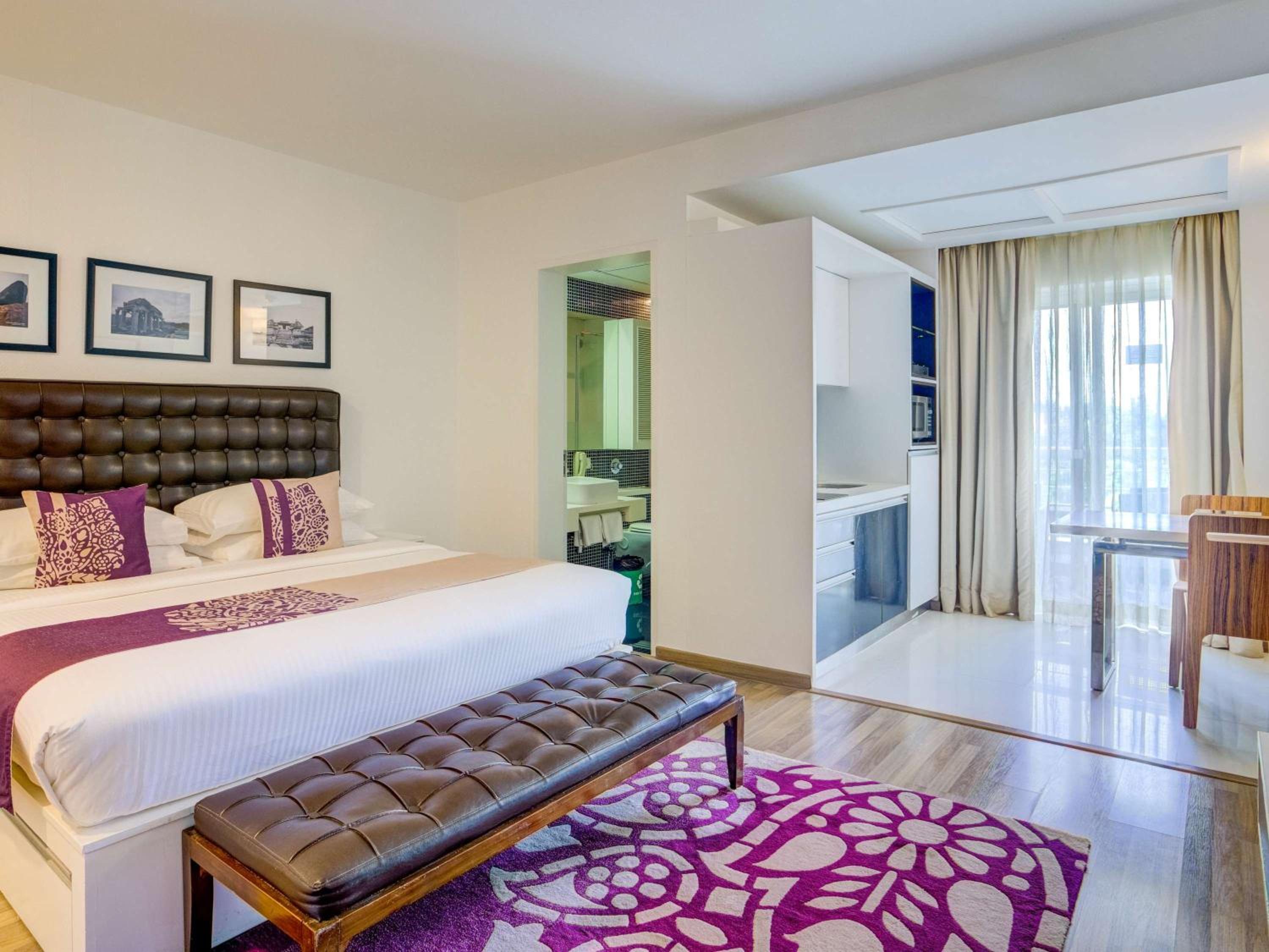 One Bedroom Suite without Balcony with 20% discount on food and soft beverages and spa and Happy Hour 1+1 at By the Blue - Photo 3