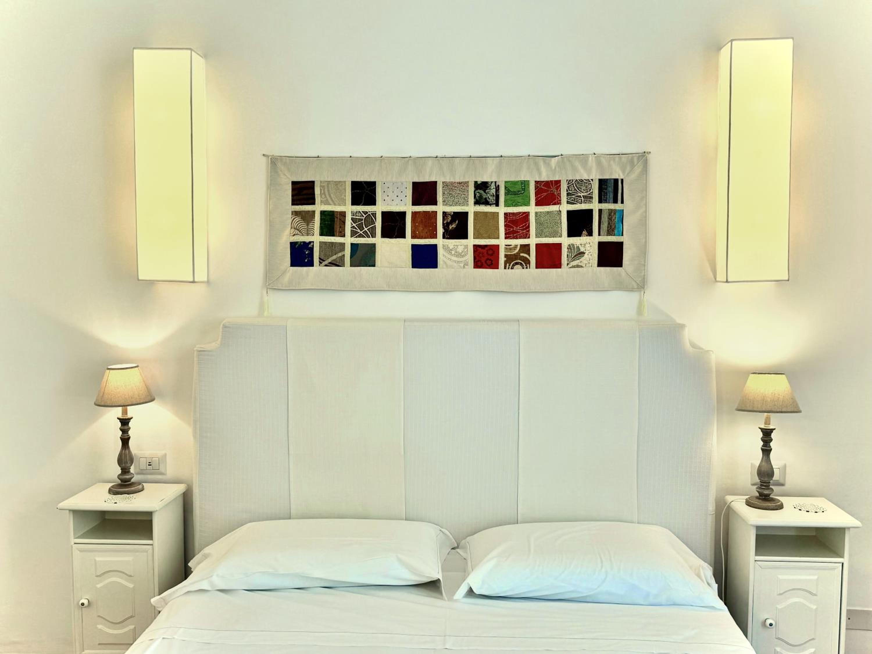 Two-Bedroom Apartment - Photo 11
