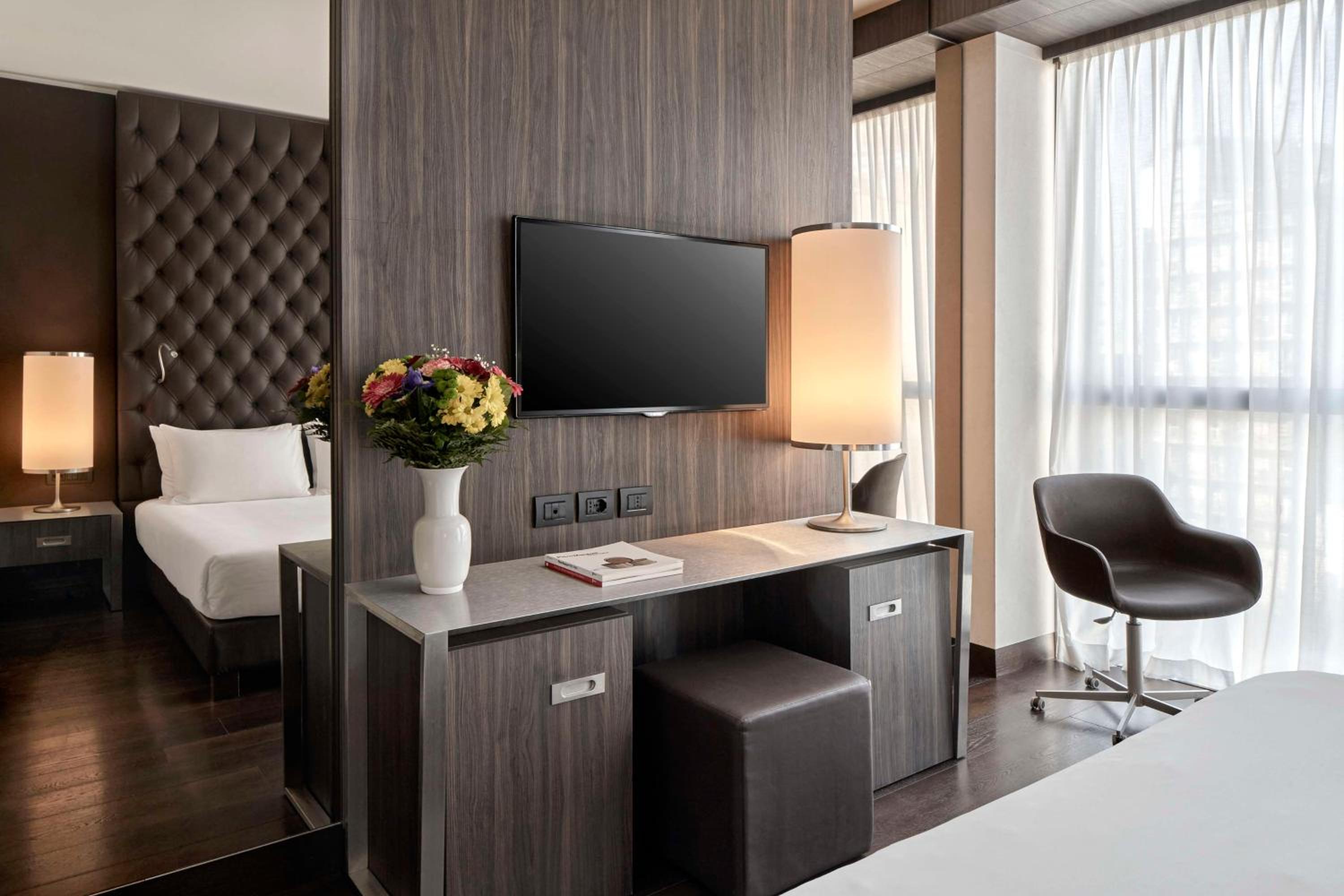 King Room with City View