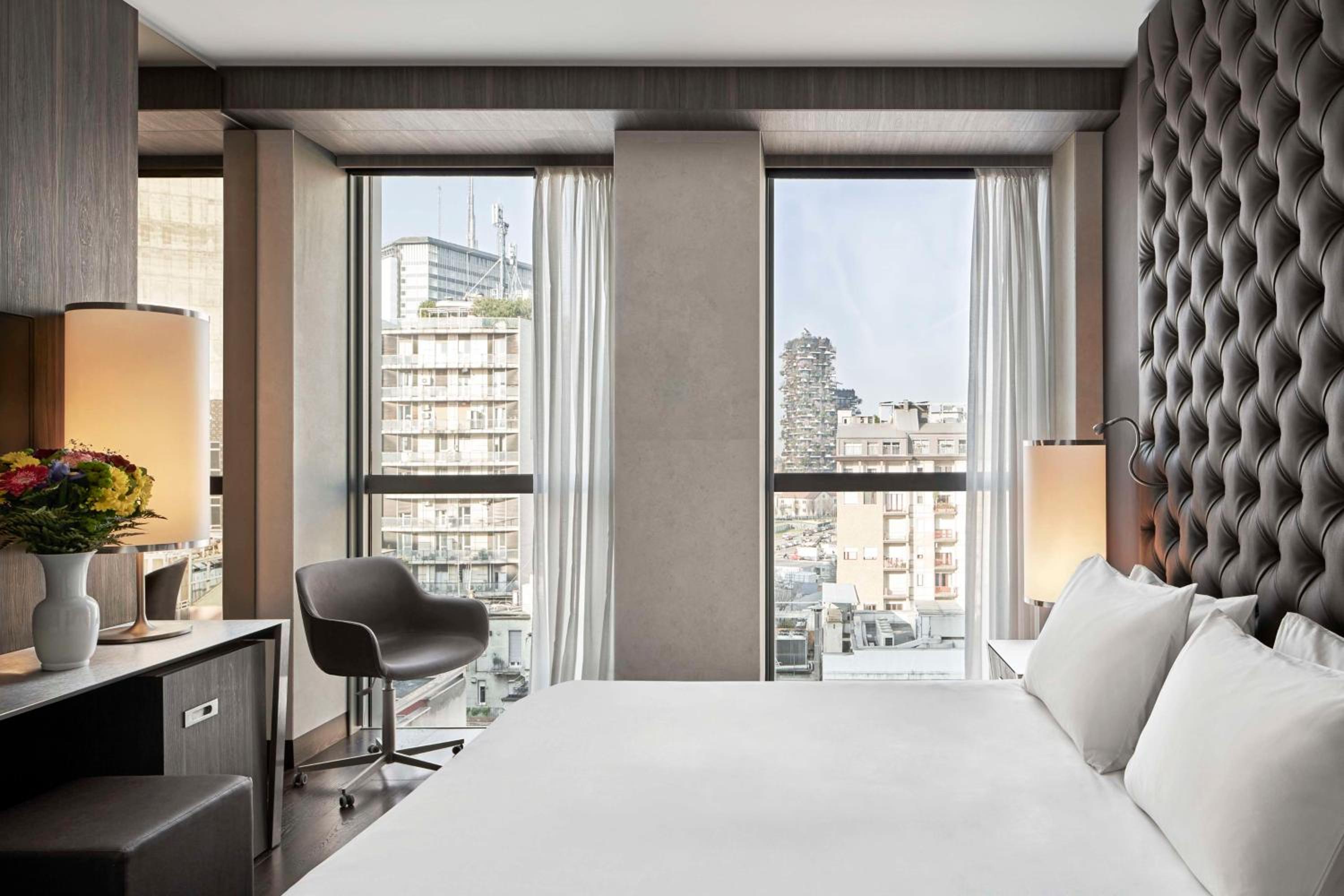 King Room with City View