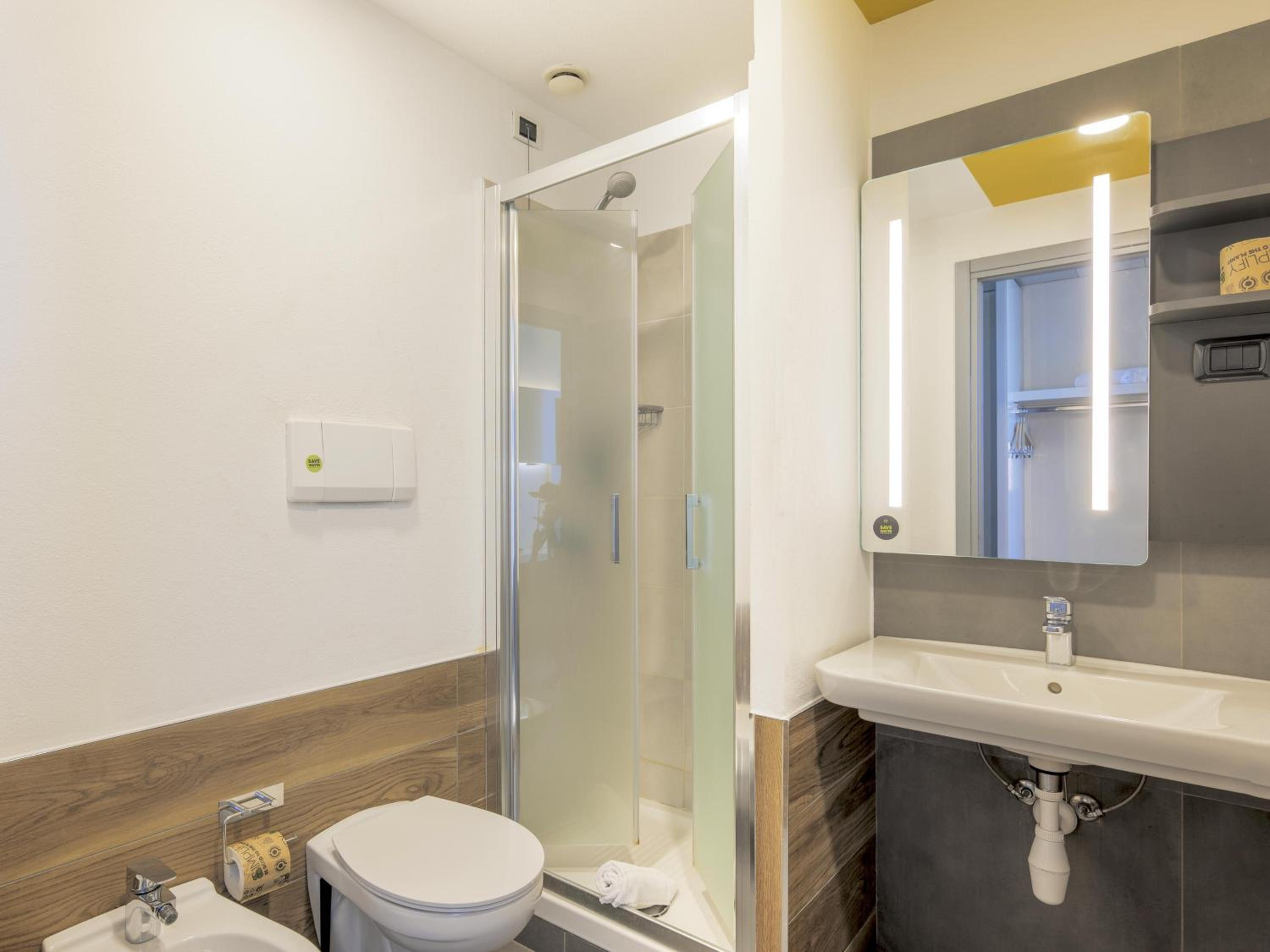 Superior Twin Room - Photo 7