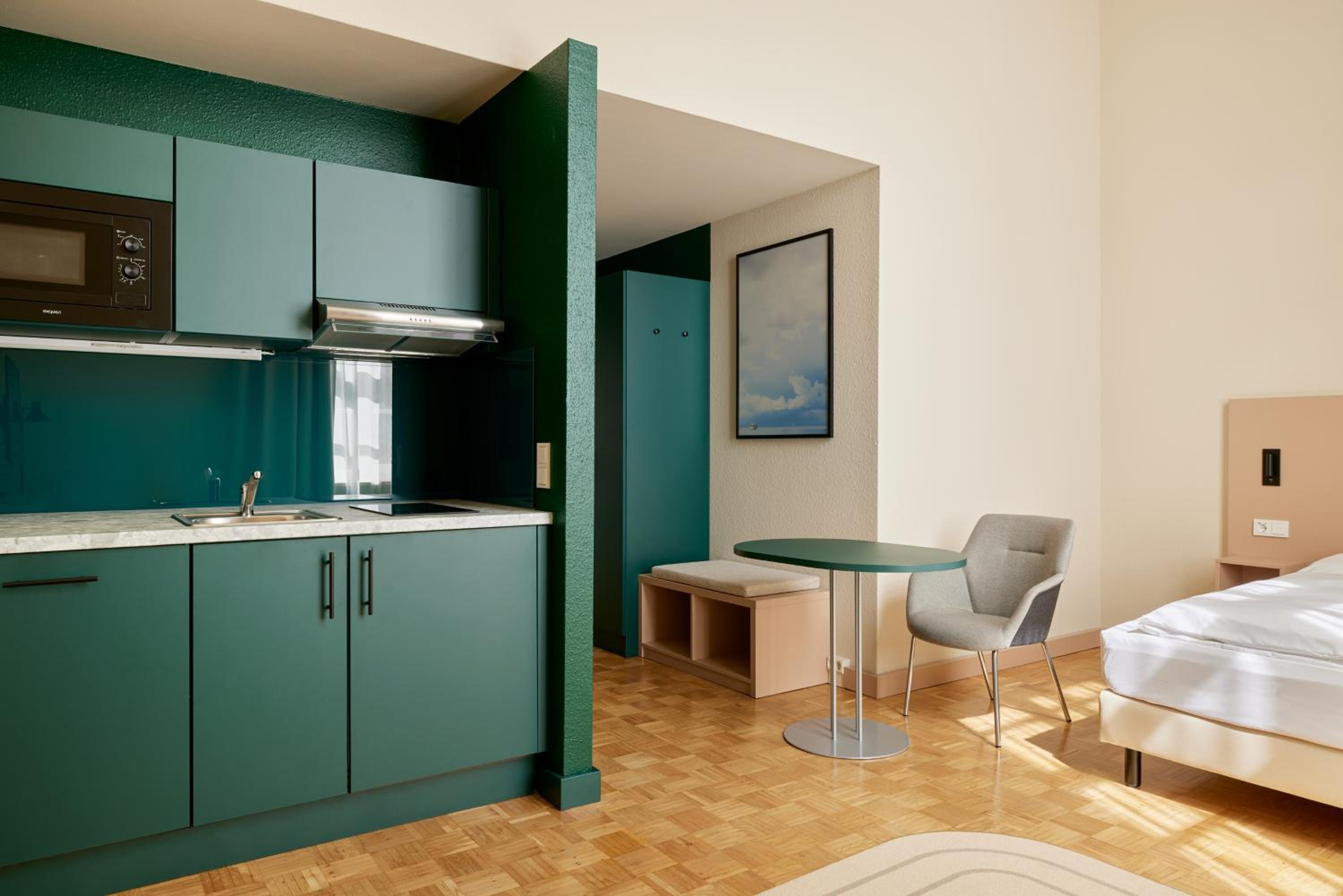 Standard Triple Room - Photo 4