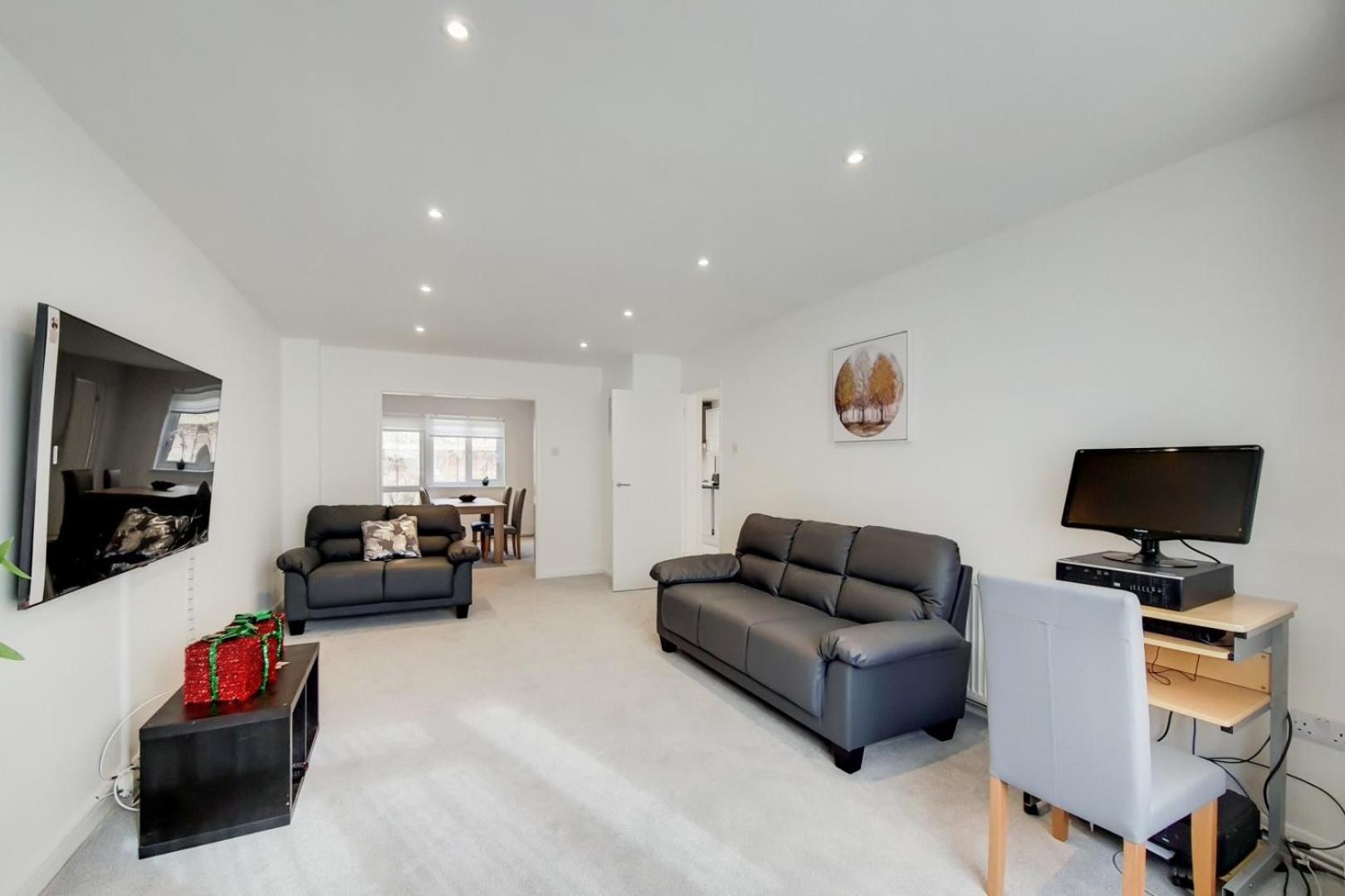 Three-Bedroom House photo 1