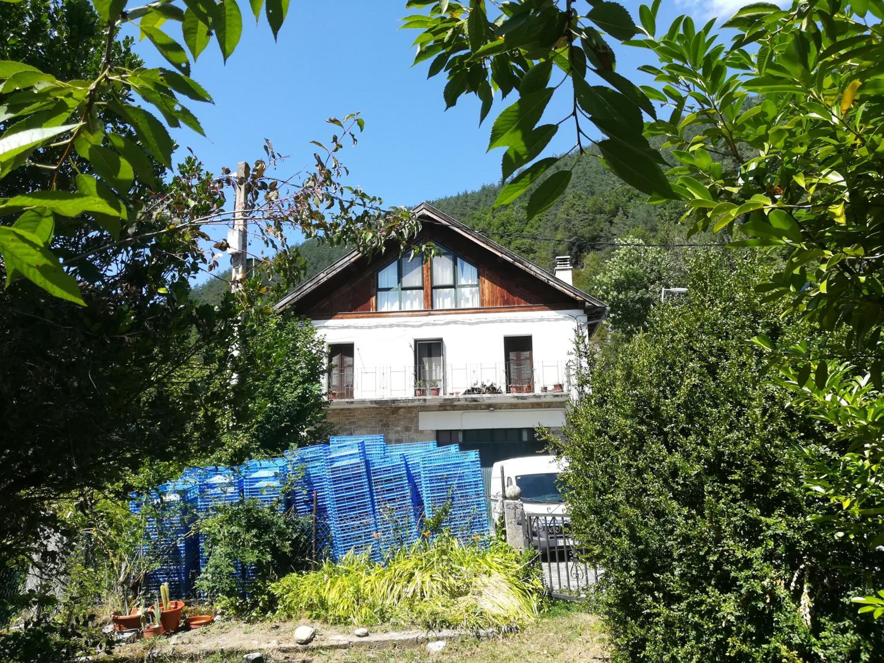 Two-Bedroom Deluxe Apartment with Garden View photo 3