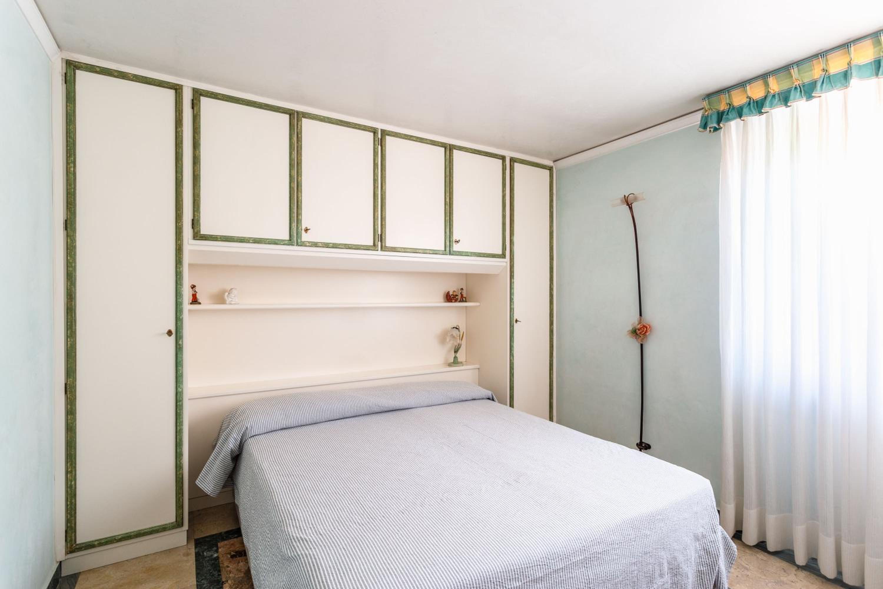 Two-Bedroom Apartment with Terrace photo 3