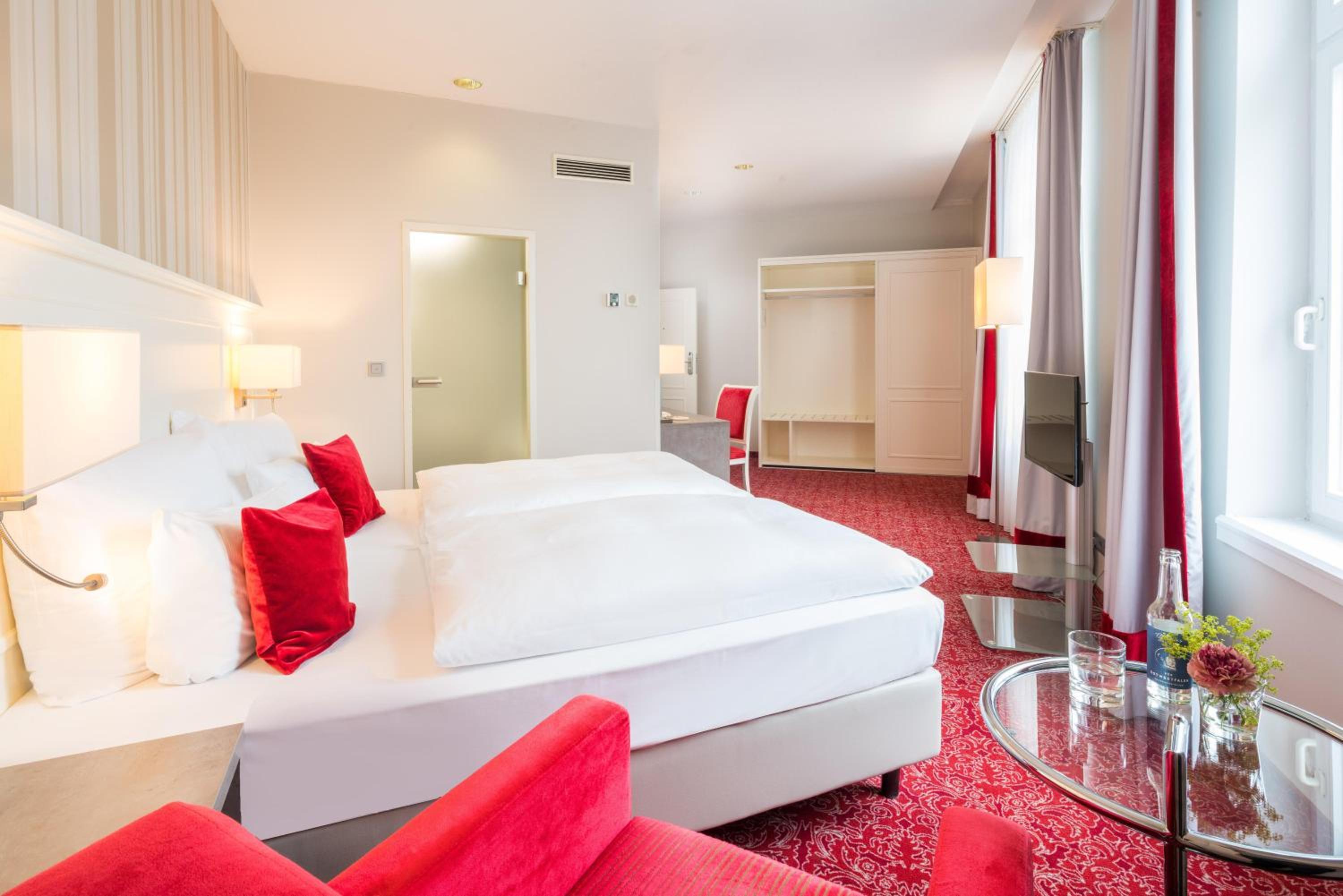 Superior Double Room - Photo 1
